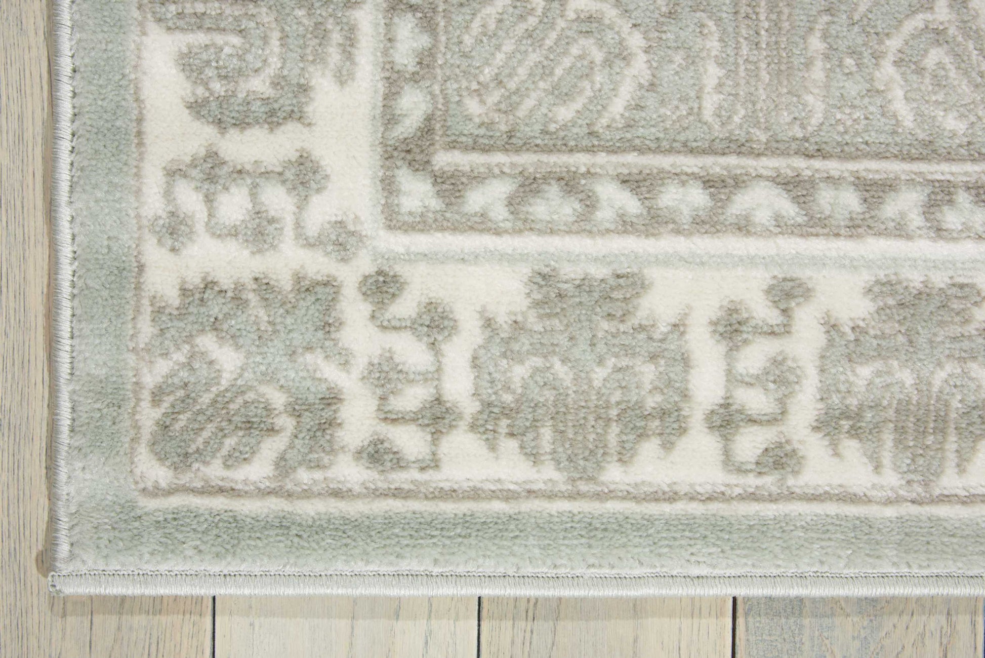 Nourison Home Euphoria  Spa  Traditional