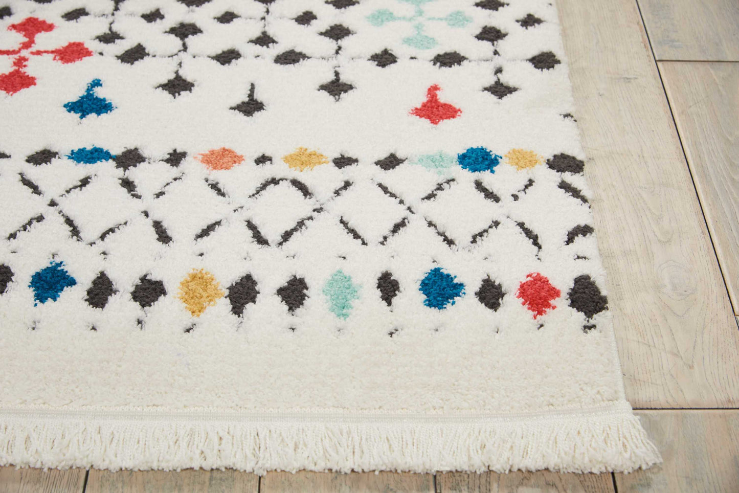 Nourison Home Kamala  White  Contemporary