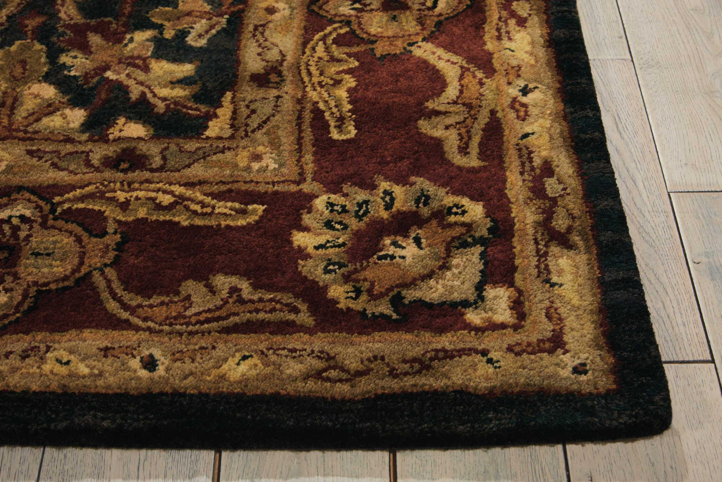 Nourison Home Jaipur  Black  Traditional
