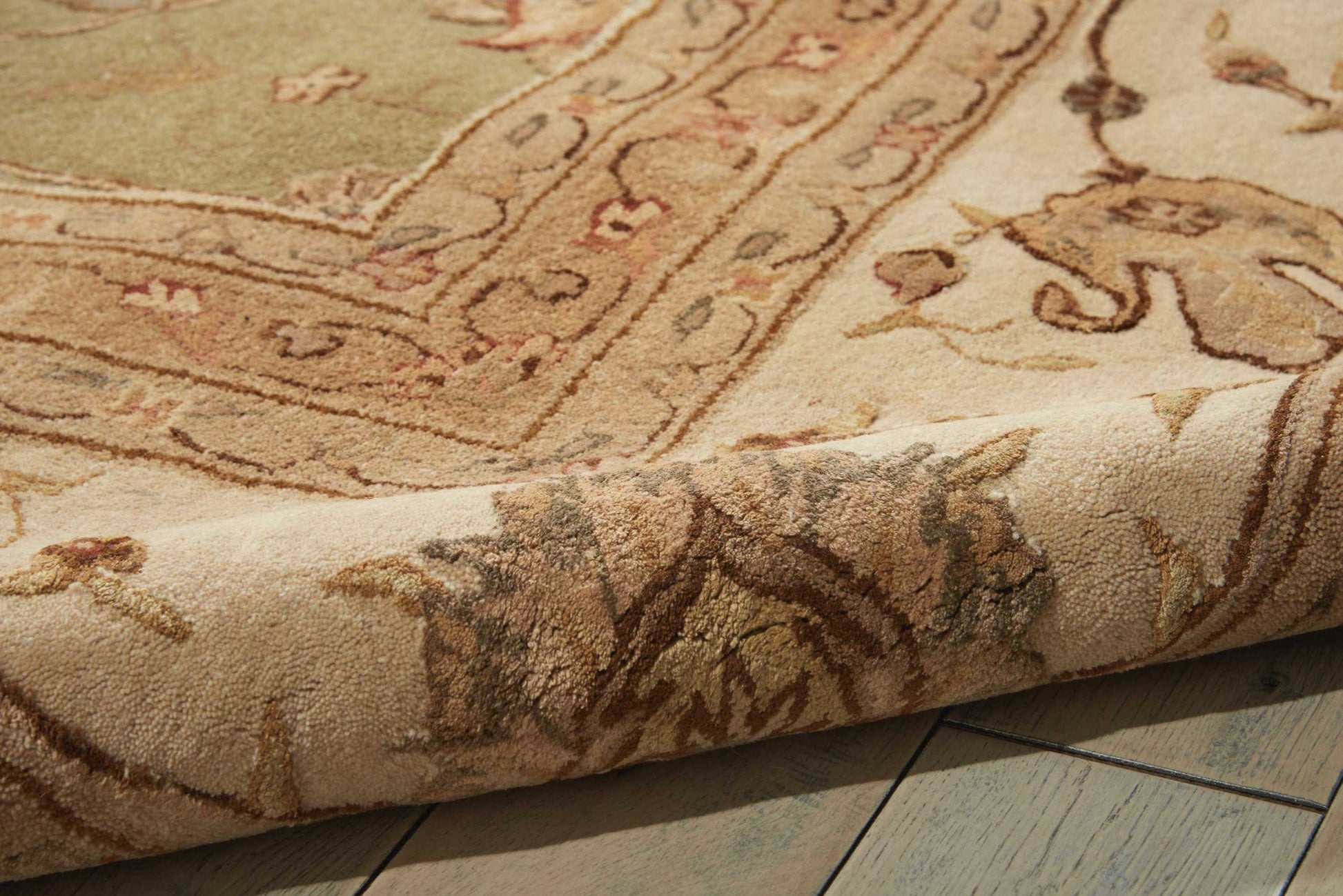 Nourison Home Nourison 3000  Light Green  Traditional