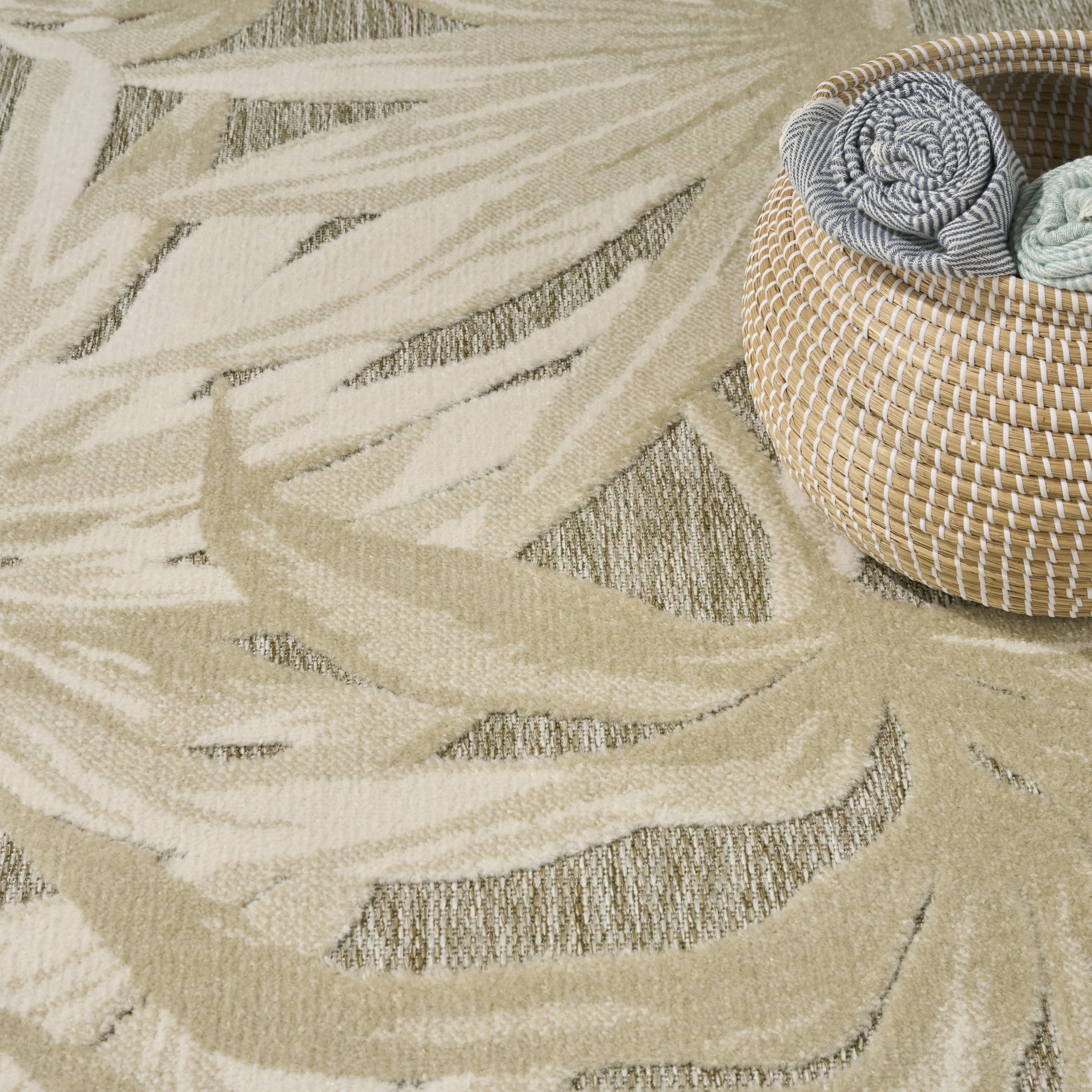 Nourison Home Aloha  Ivory Sage  Contemporary