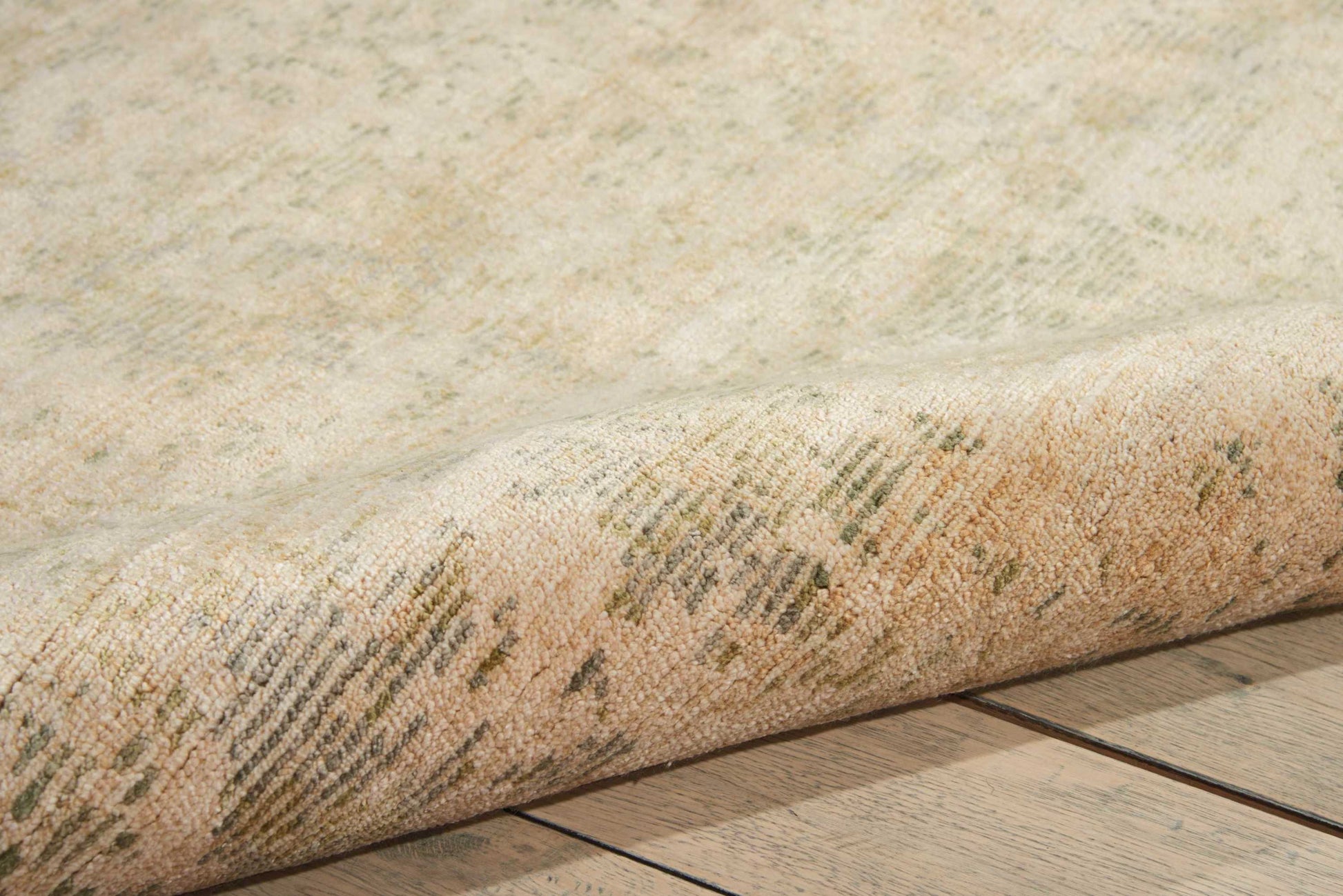 Nourison Home Lucent  Pearl  Transitional