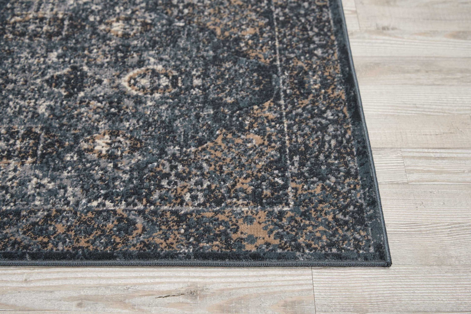 Nourison Home Malta  Navy  Traditional