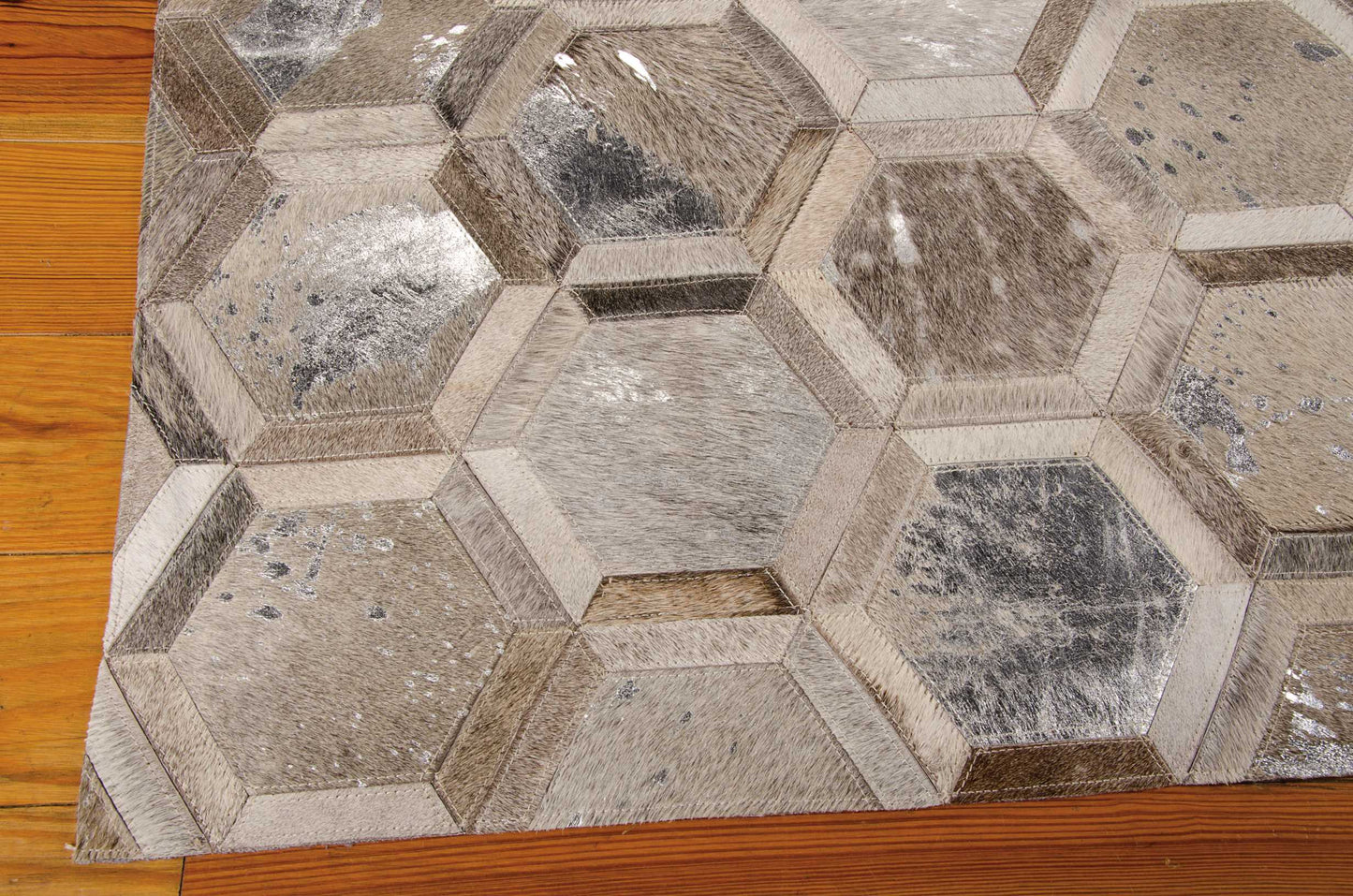 Michael Amini City Chic  Silver  Contemporary