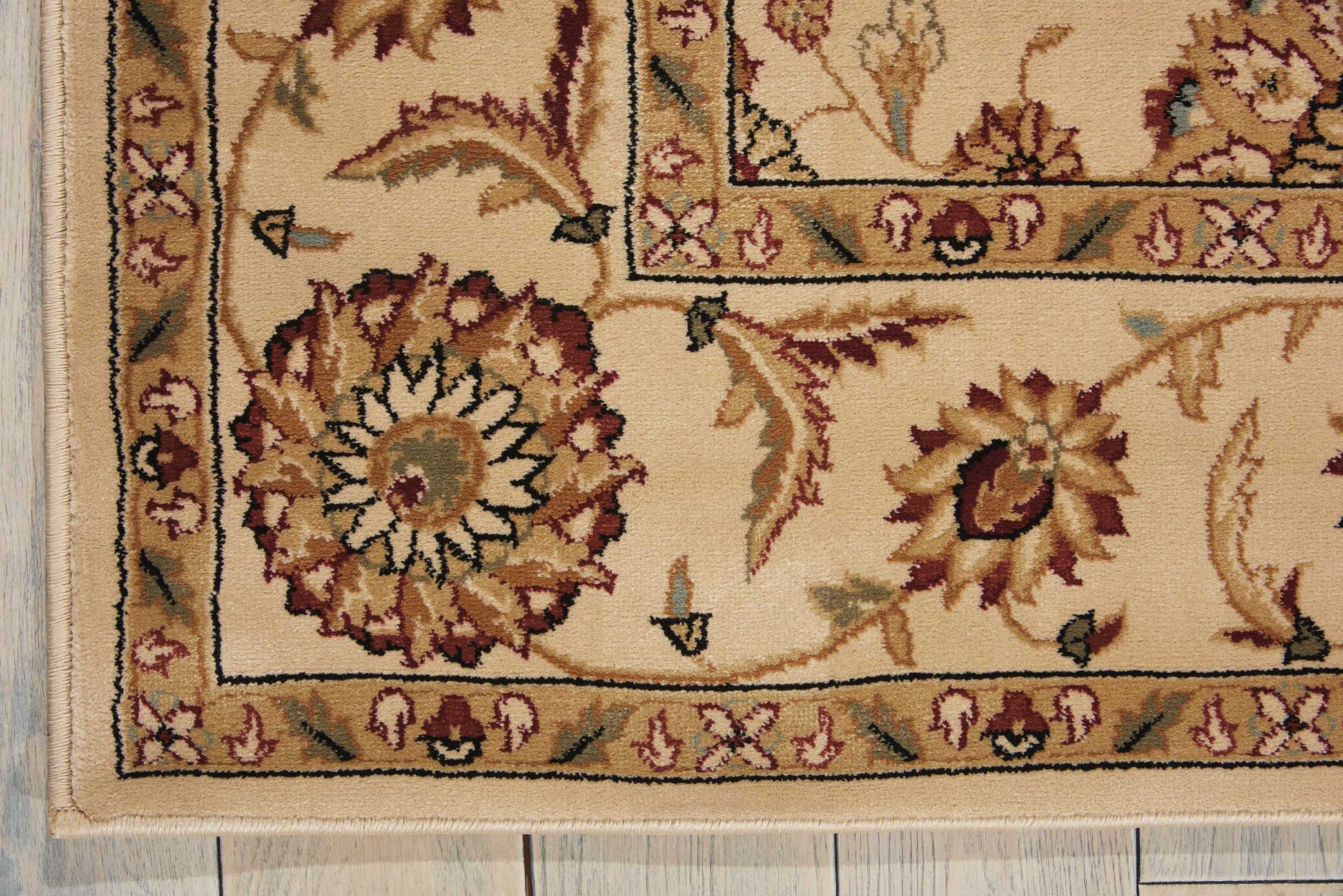 Nourison Home Persian Crown  Ivory  Traditional