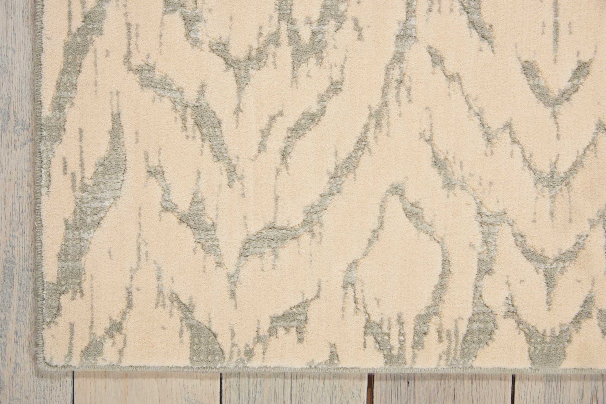 Nourison Home Nepal  Ivory Grey  Transitional