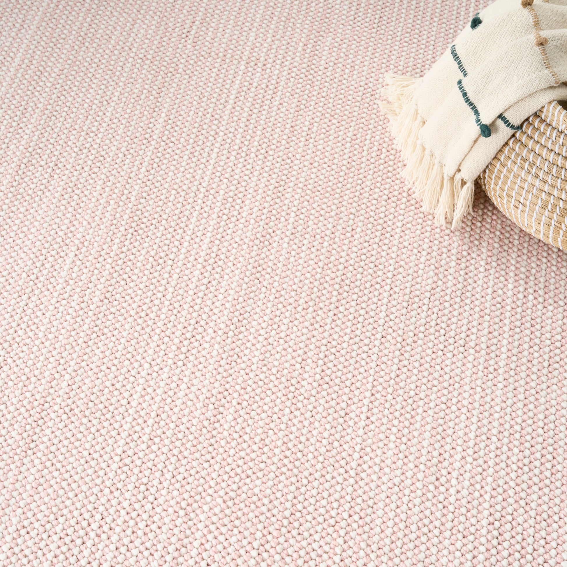 Nourison Home Natural Texture  Ivory Rose  Contemporary