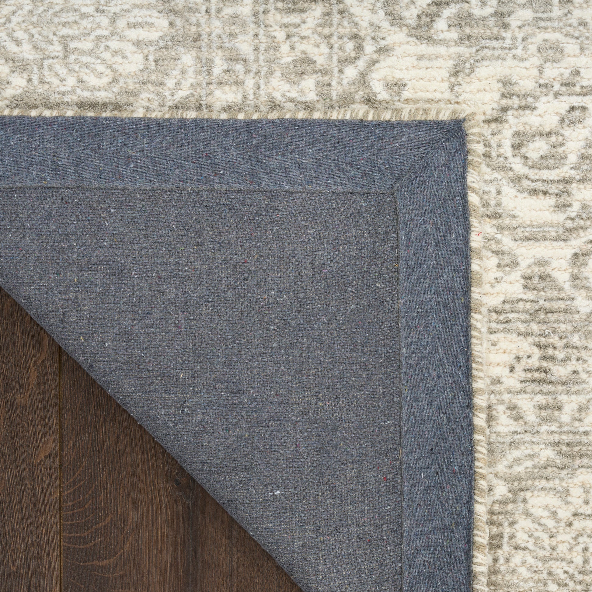 Nourison Home Azalea  Ivory Grey  Traditional