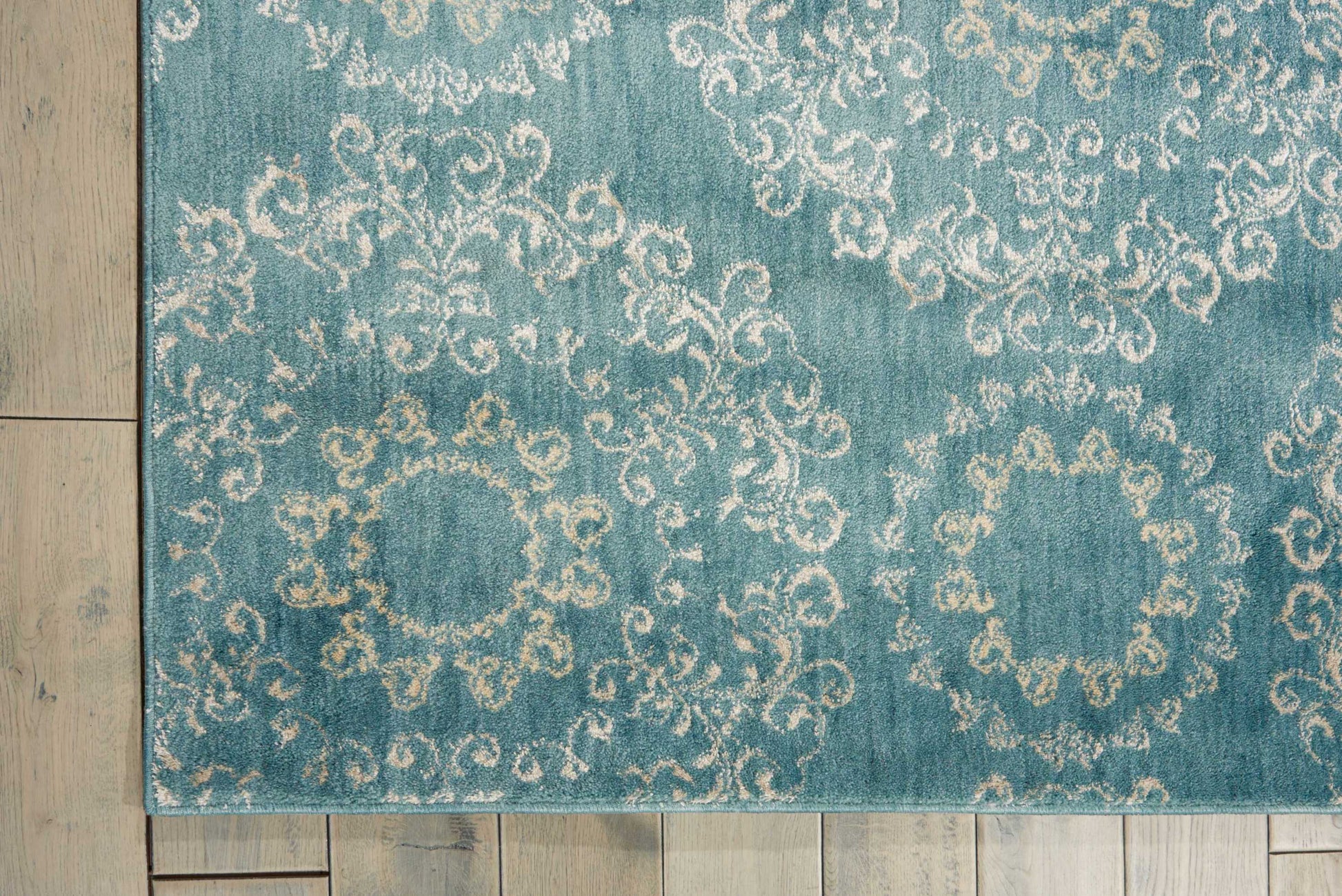 Nourison Home Tranquility  Aqua  Transitional