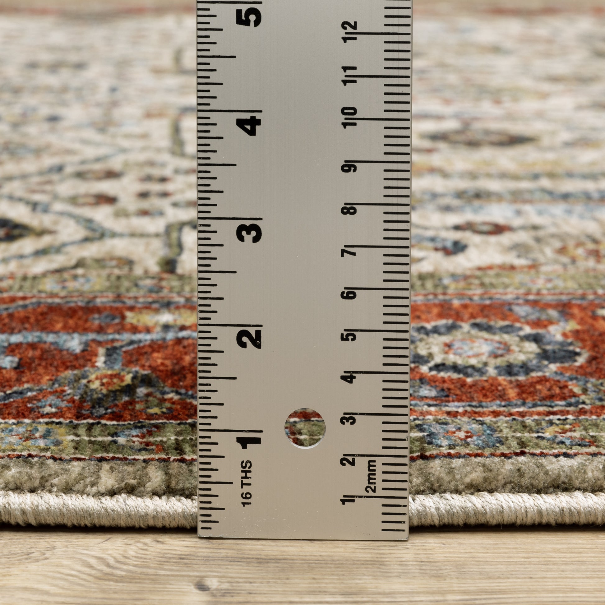 Oriental Weavers Aberdeen  Ivory Red Traditional