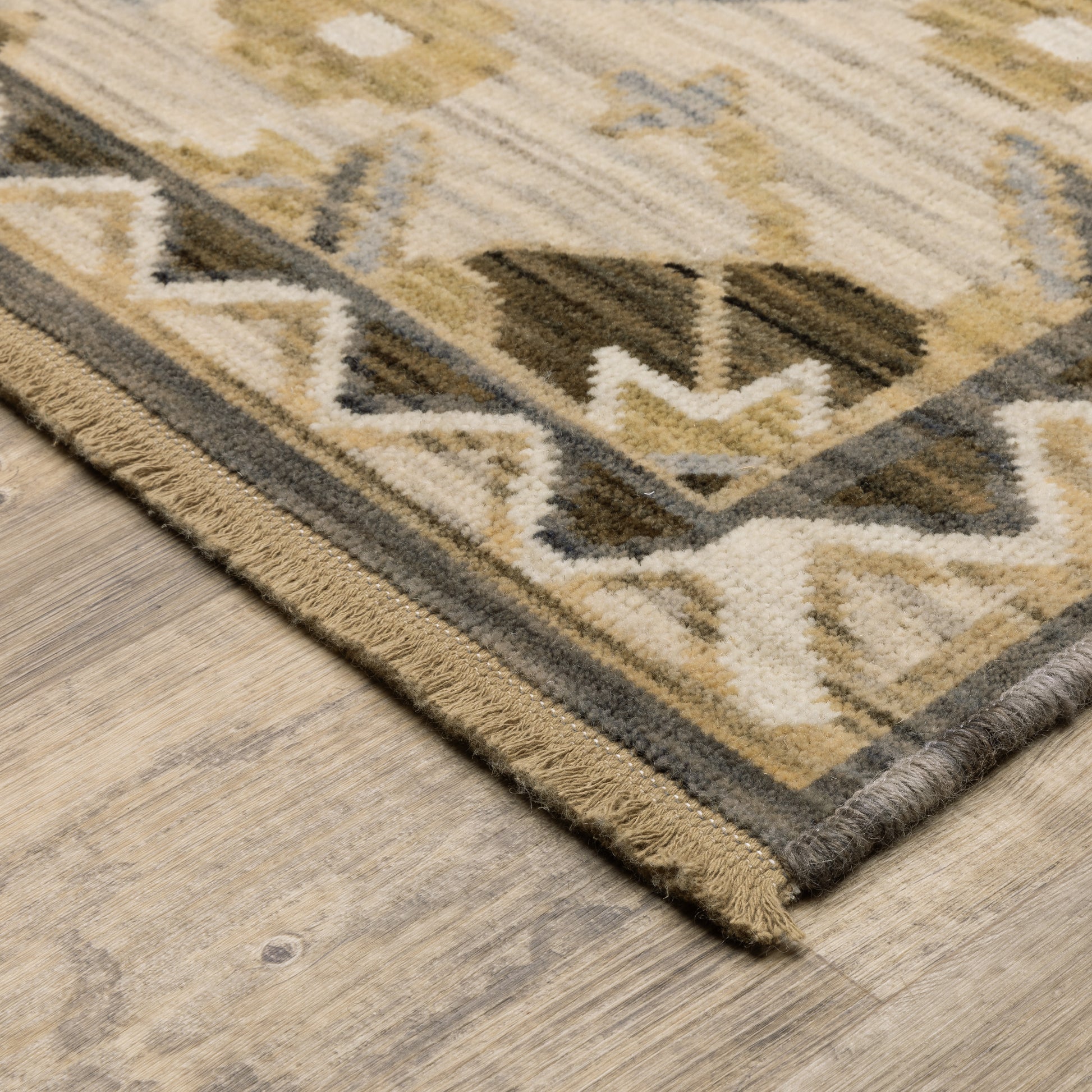 Oriental Weavers Acacia  Tan Grey Traditional