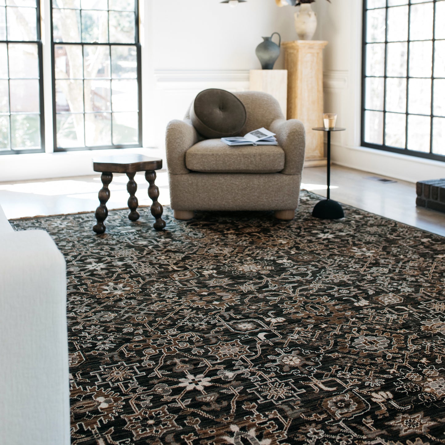 Oriental Weavers Acacia  Black Tan Traditional