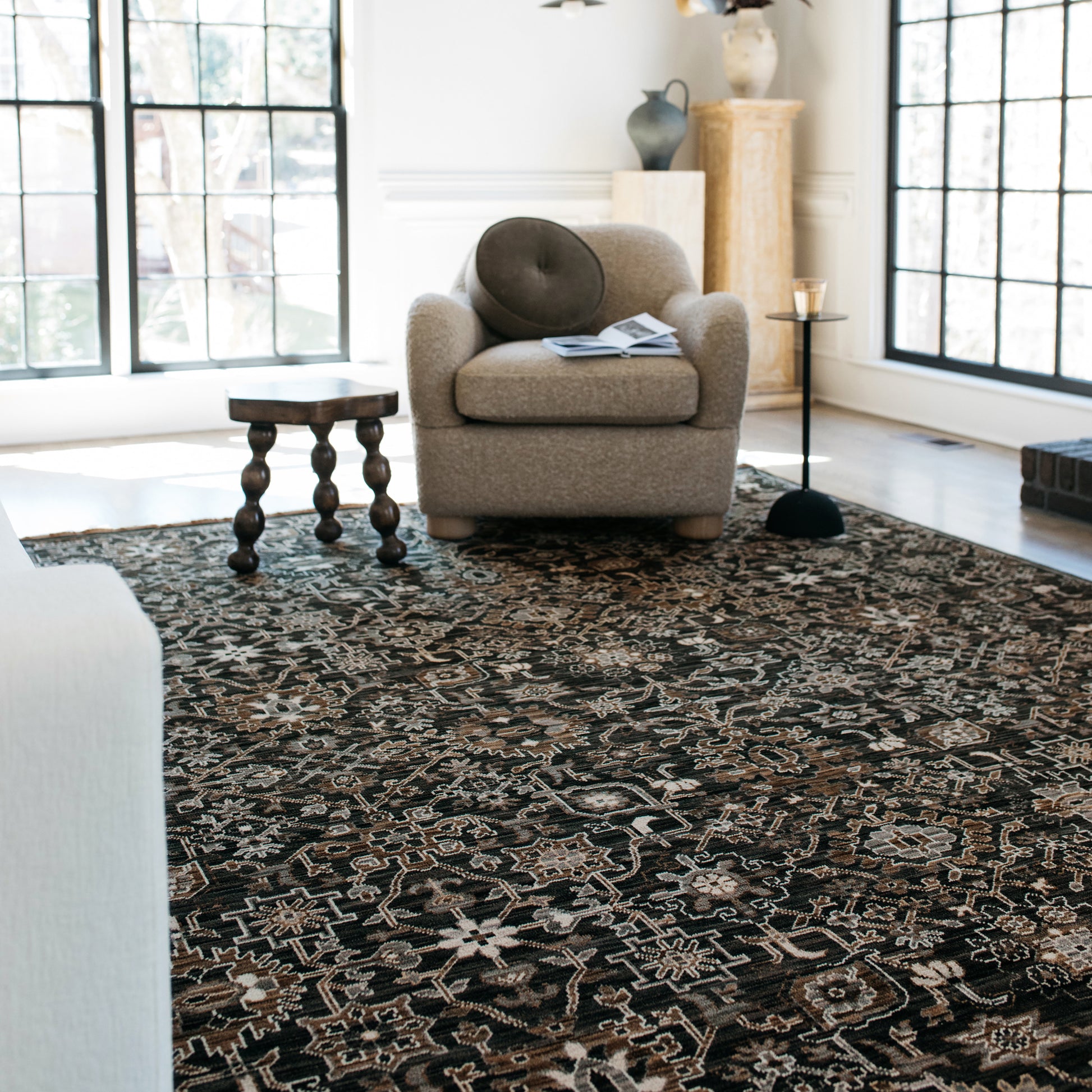 Oriental Weavers Acacia  Black Tan Traditional