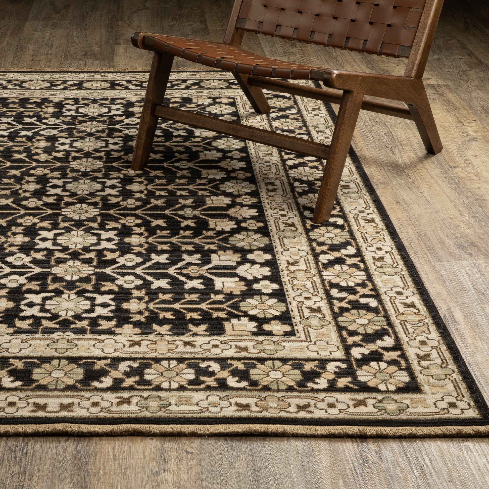 Oriental Weavers Acacia  Black Beige Traditional
