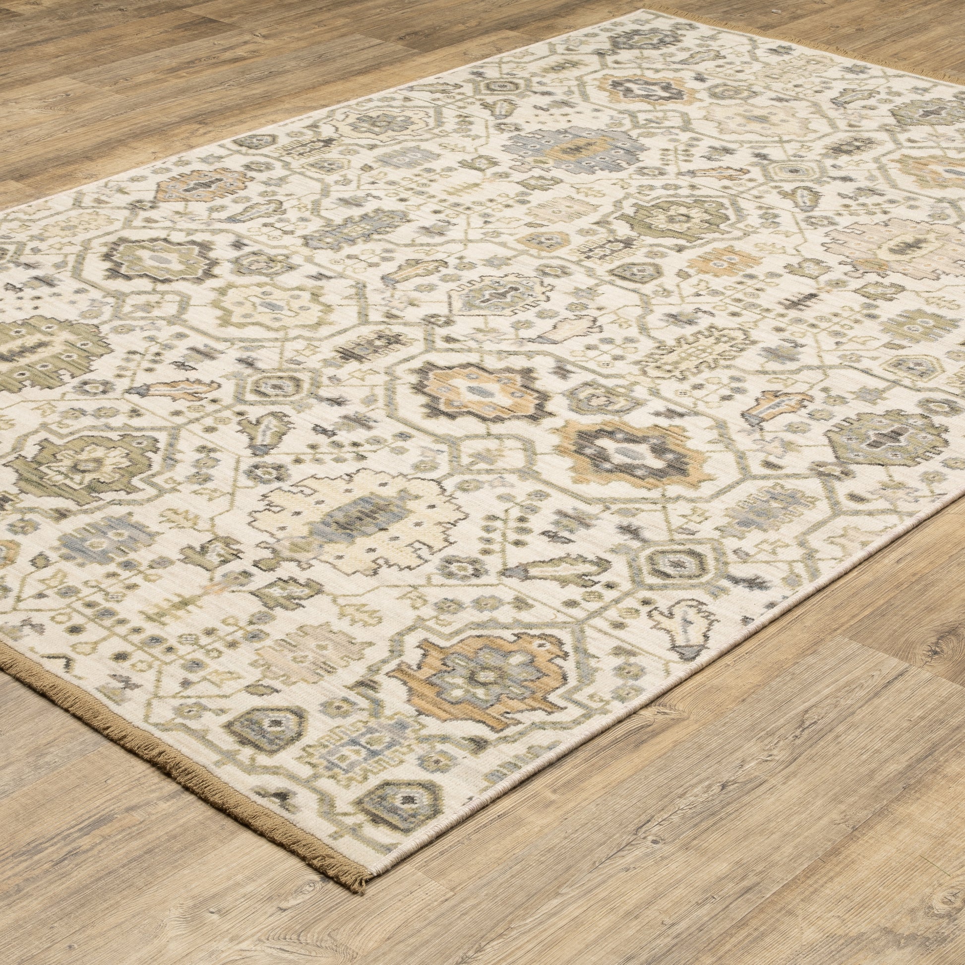 Oriental Weavers Acacia  Beige Tan Traditional