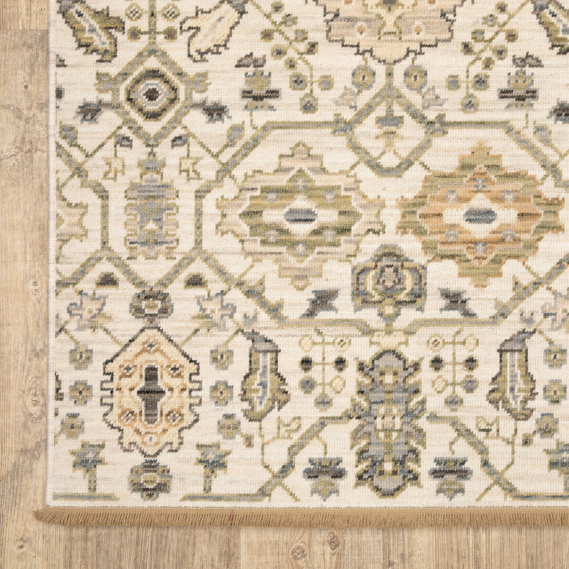 Oriental Weavers Acacia  Beige Tan Traditional