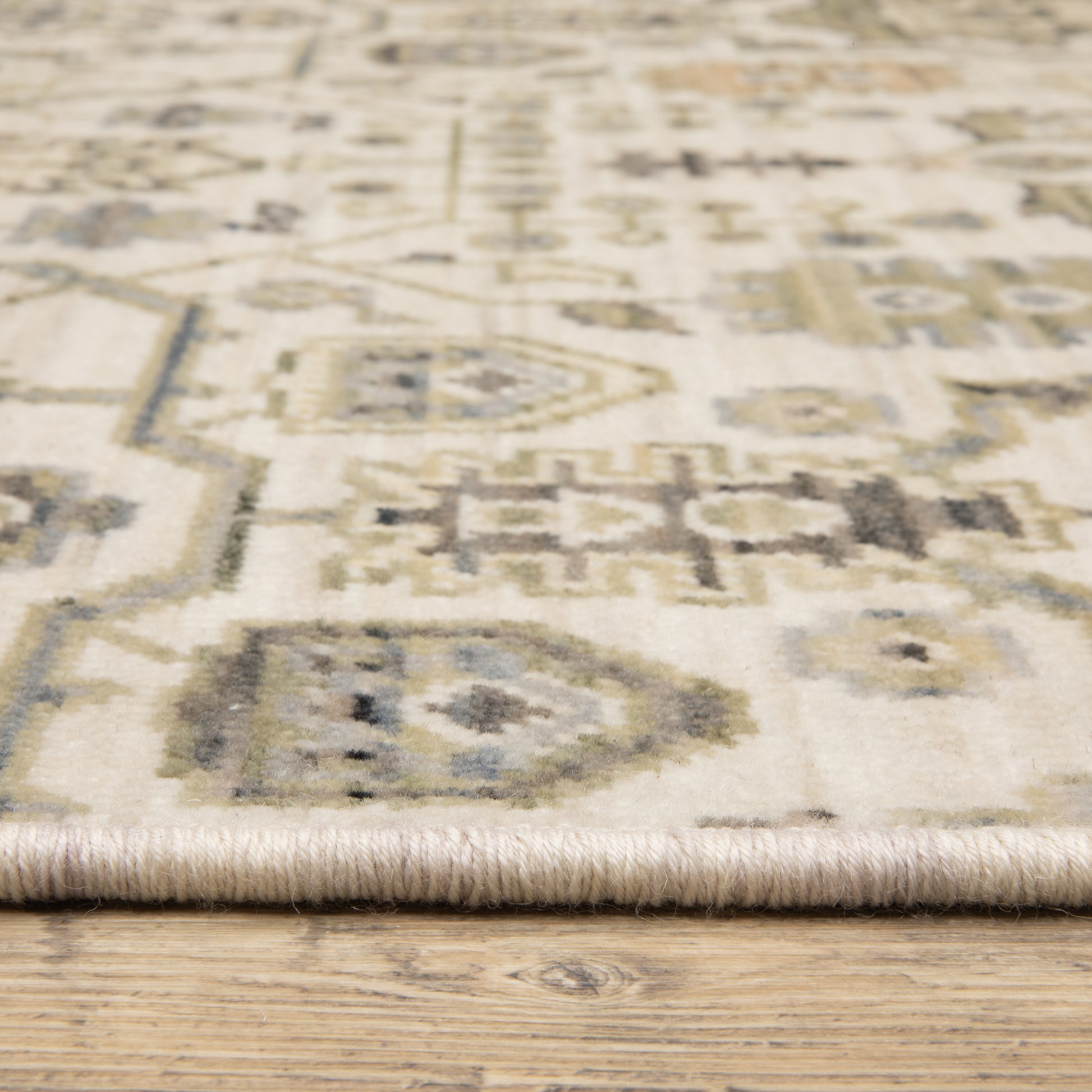 Oriental Weavers Acacia  Beige Tan Traditional