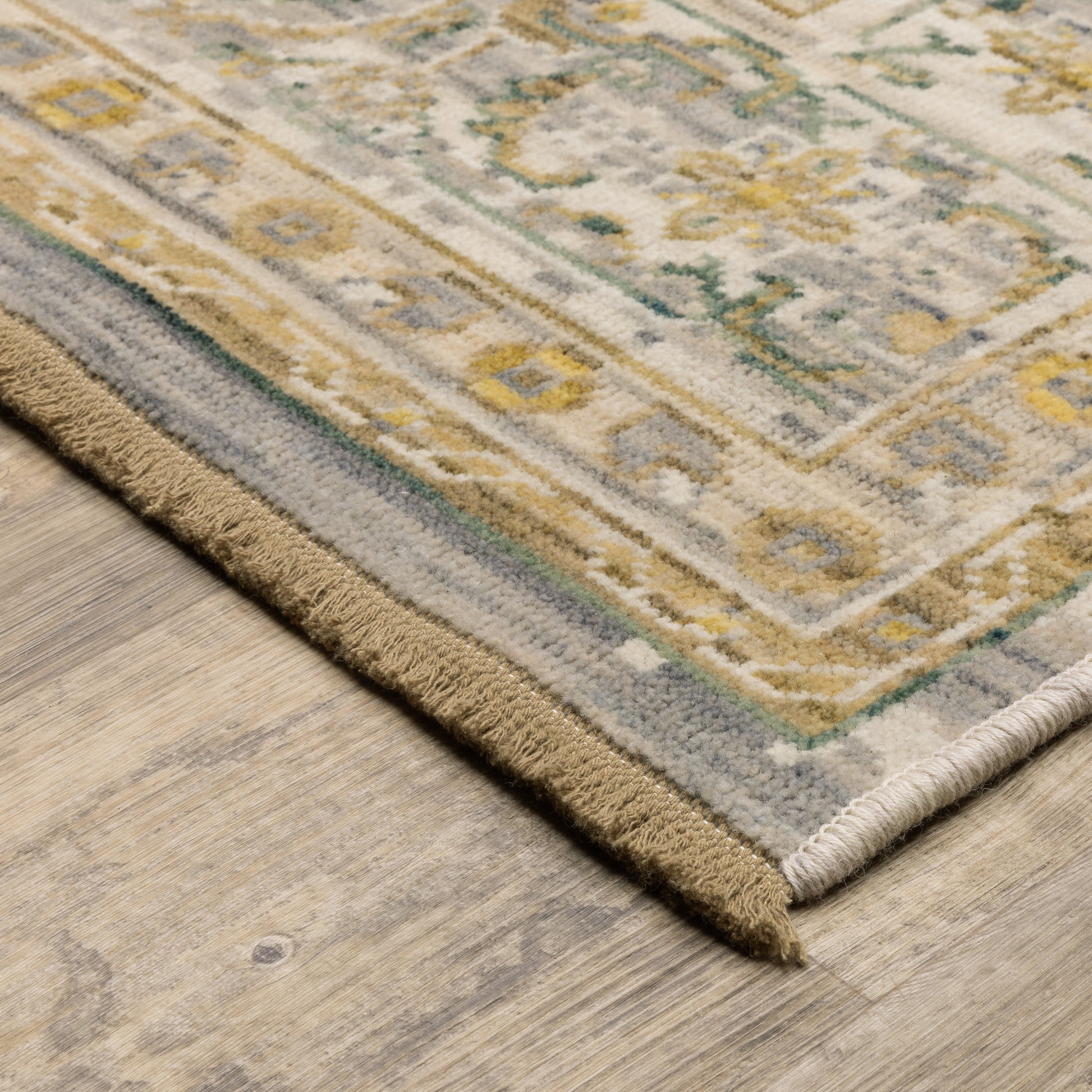 Oriental Weavers Acacia  Beige Green Traditional