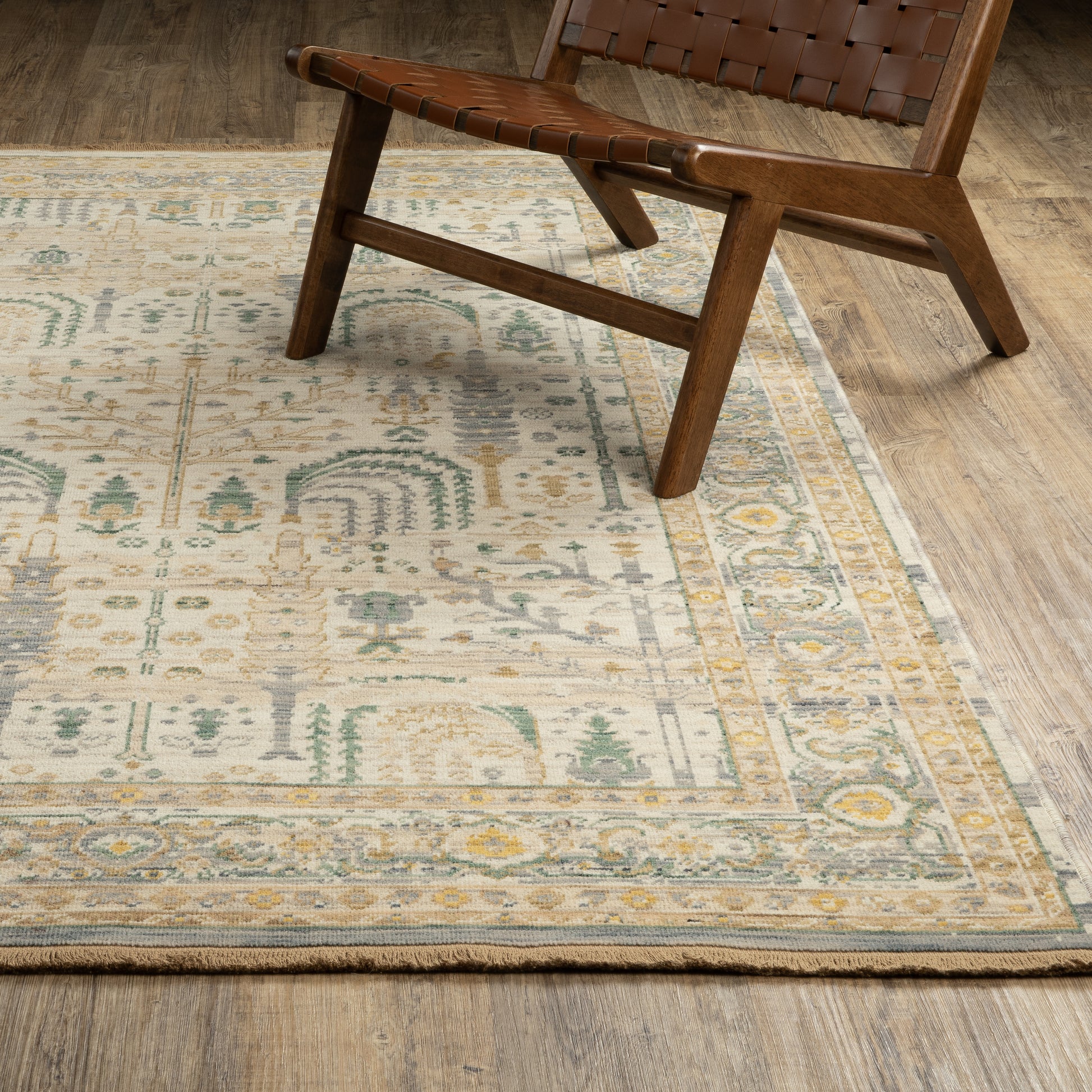Oriental Weavers Acacia  Beige Green Traditional