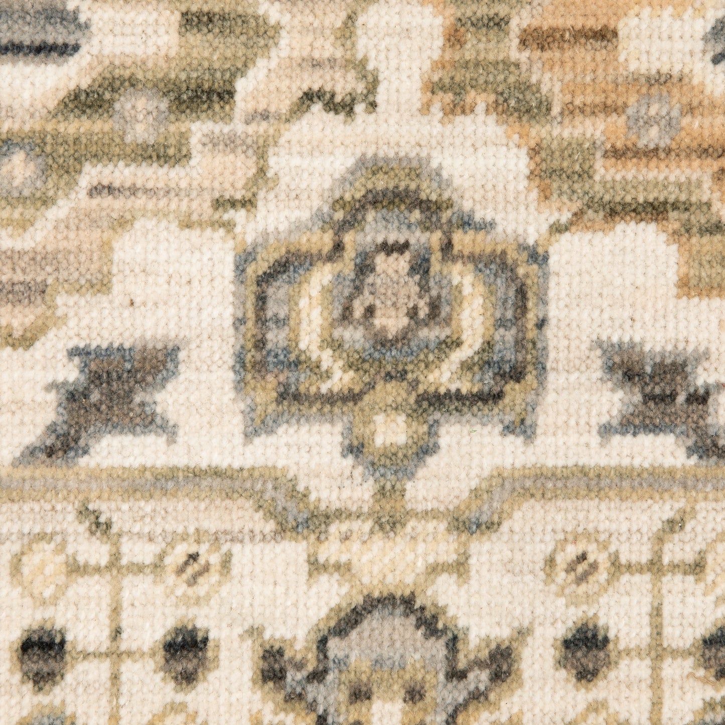 Oriental Weavers Acacia  Ivory Gold Traditional