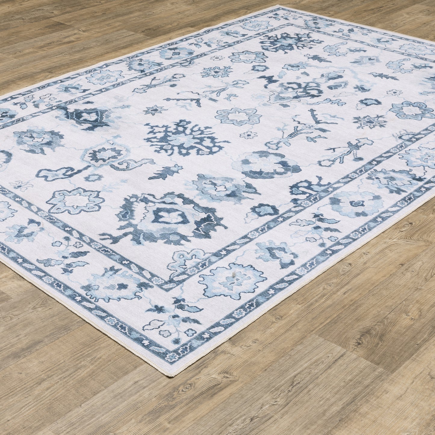 Oriental Weavers Addison  Ivory Blue Traditional