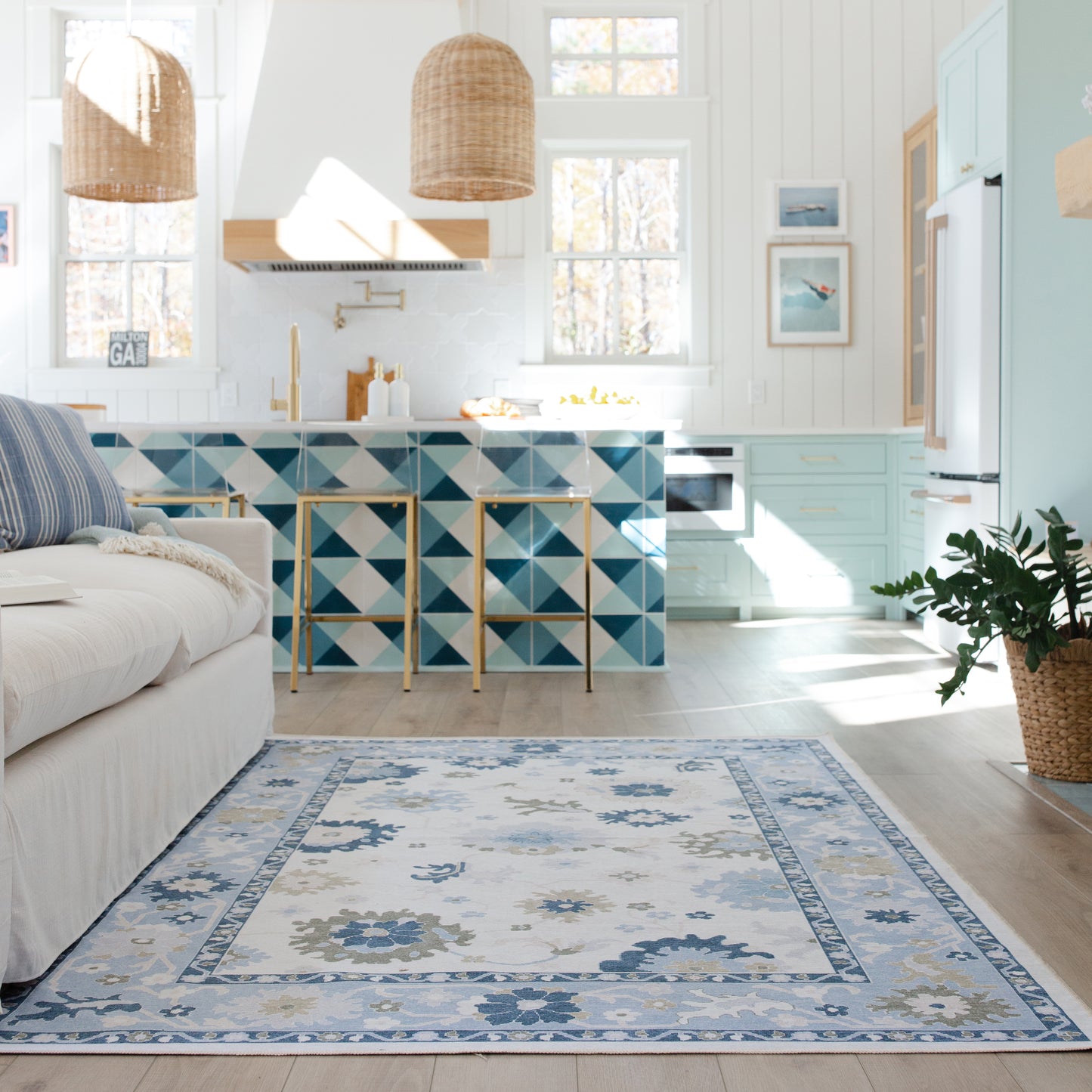 Oriental Weavers Addison  White Blue Traditional