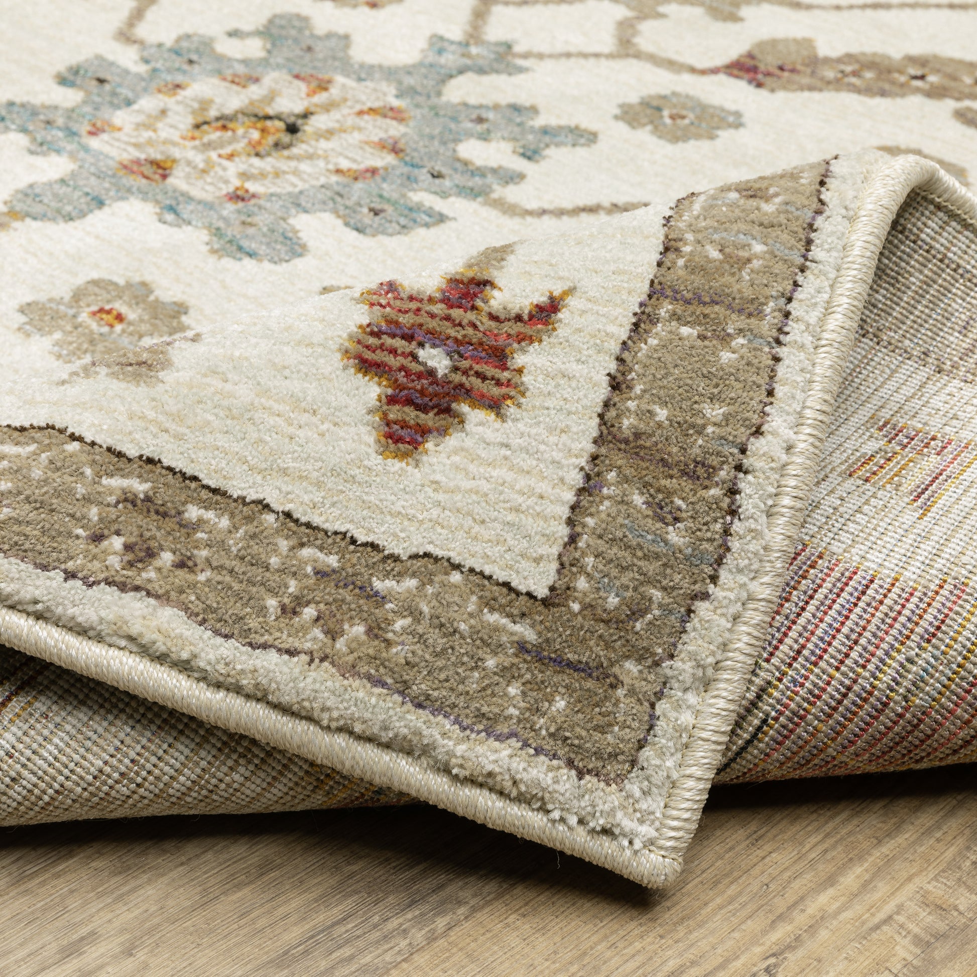 Oriental Weavers Andorra  Ivory Multi Traditional