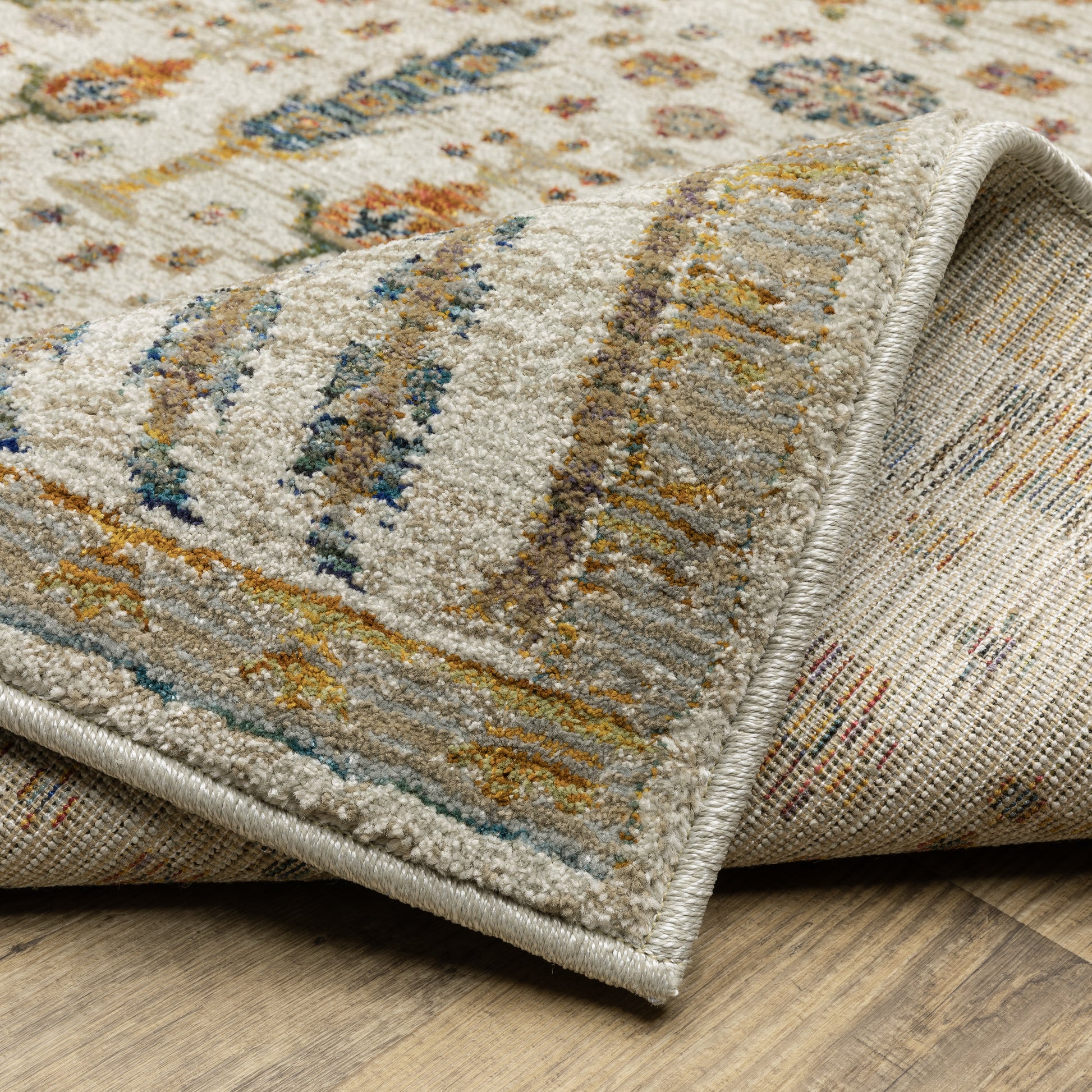 Oriental Weavers Andorra  Ivory Gold Bohemian