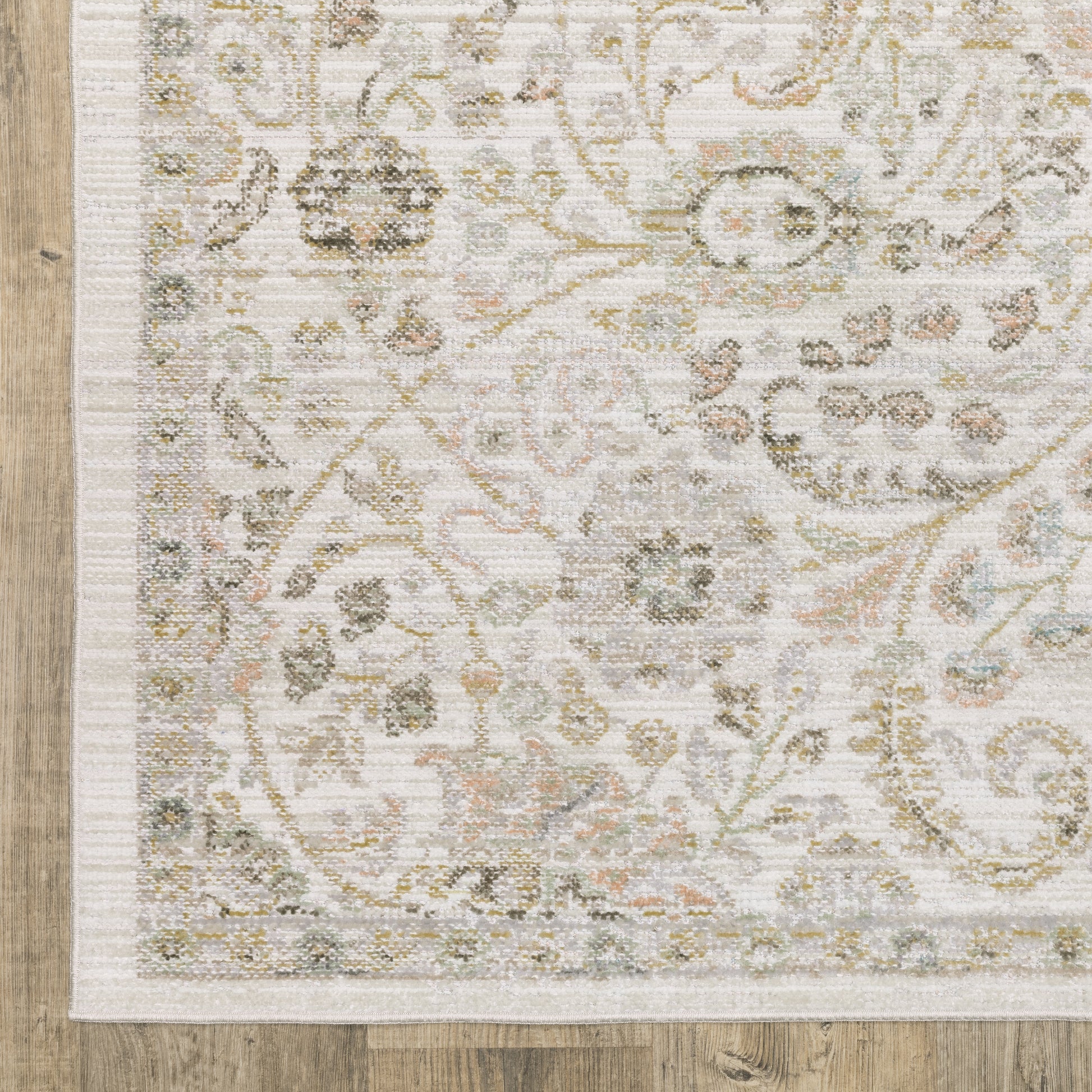 Oriental Weavers Cavett  Ivory Gold Vintage