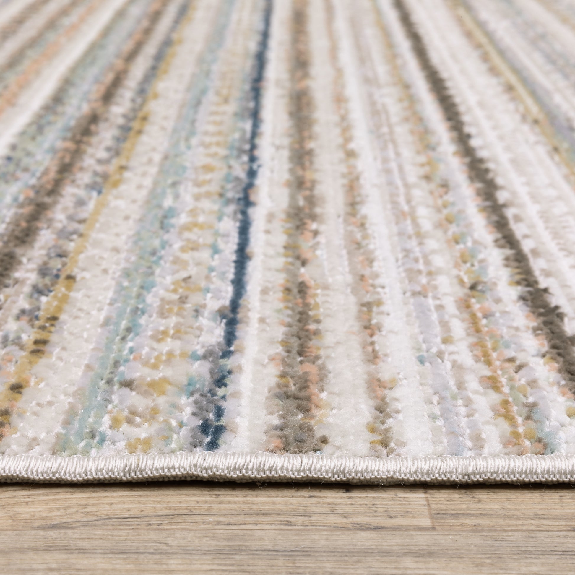 Oriental Weavers Cavett  Beige Multi Cottage