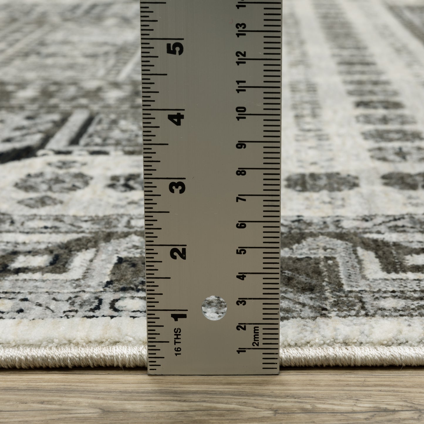 Oriental Weavers Chamberlain  Ivory Charcoal Traditional