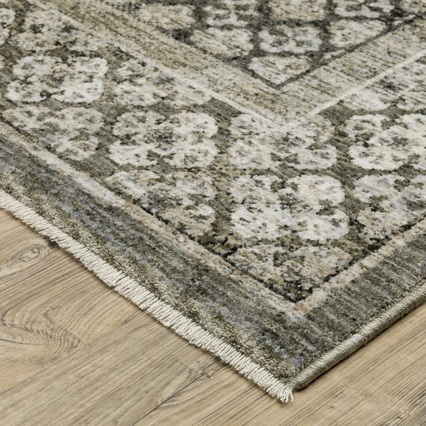 Oriental Weavers Chamberlain  Grey Beige Traditional