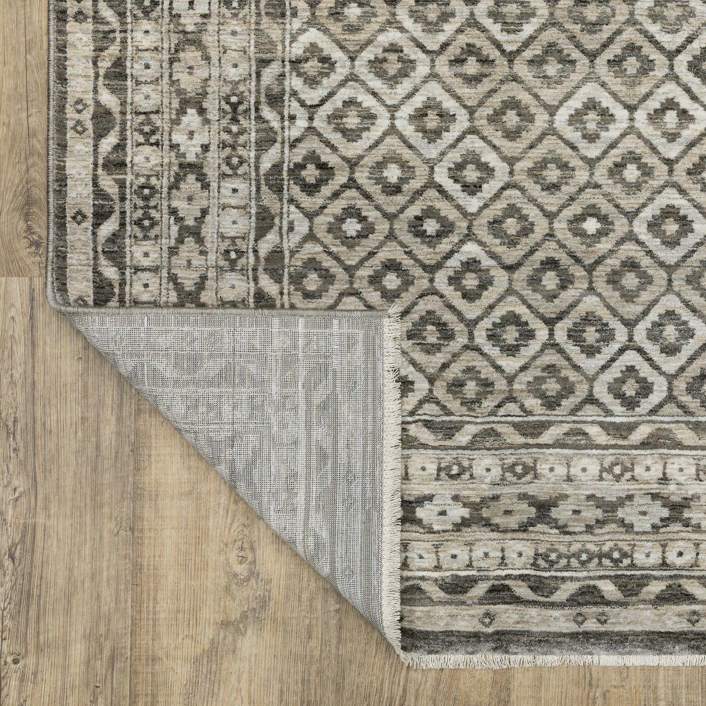 Oriental Weavers Chamberlain  Grey Beige Traditional