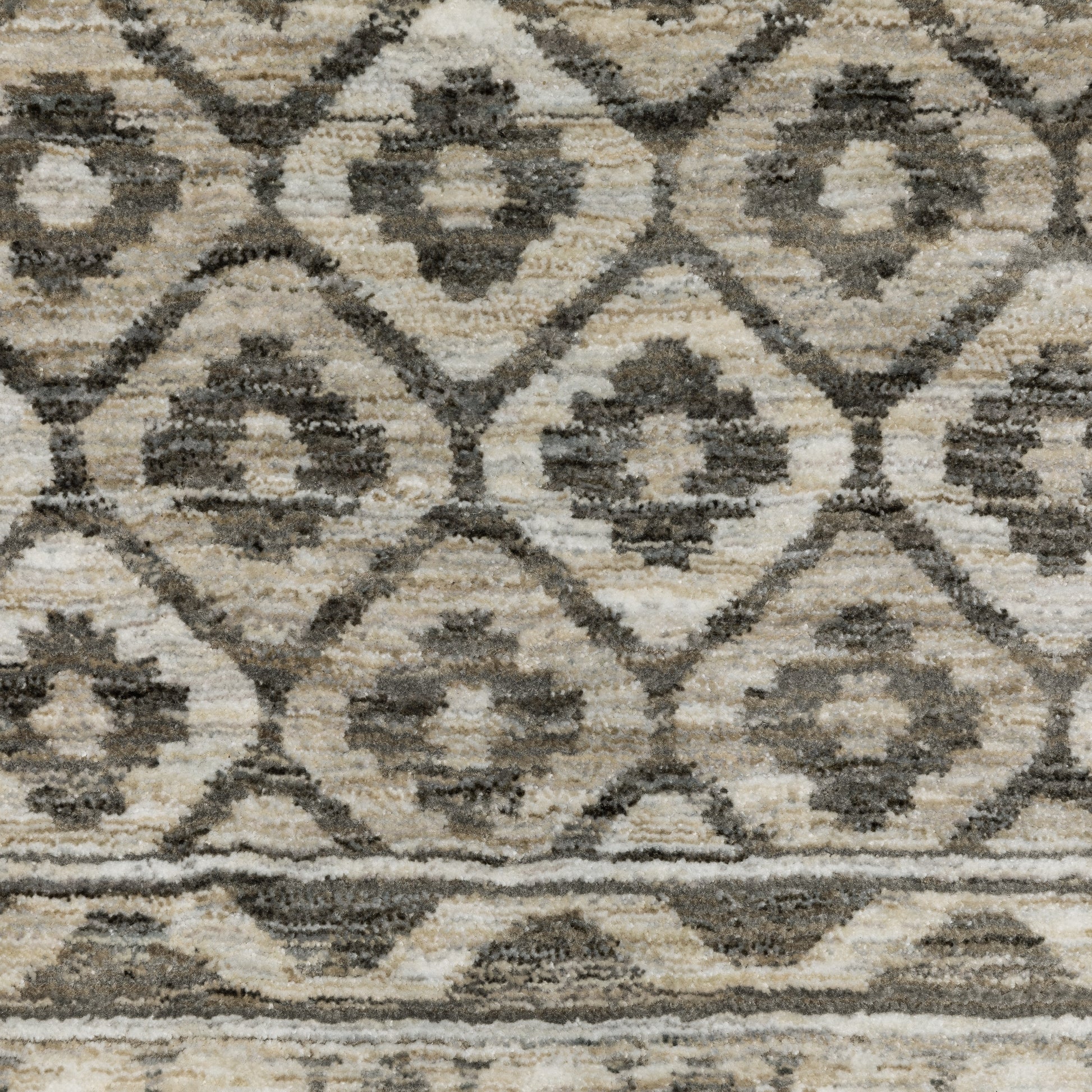Oriental Weavers Chamberlain  Grey Beige Traditional