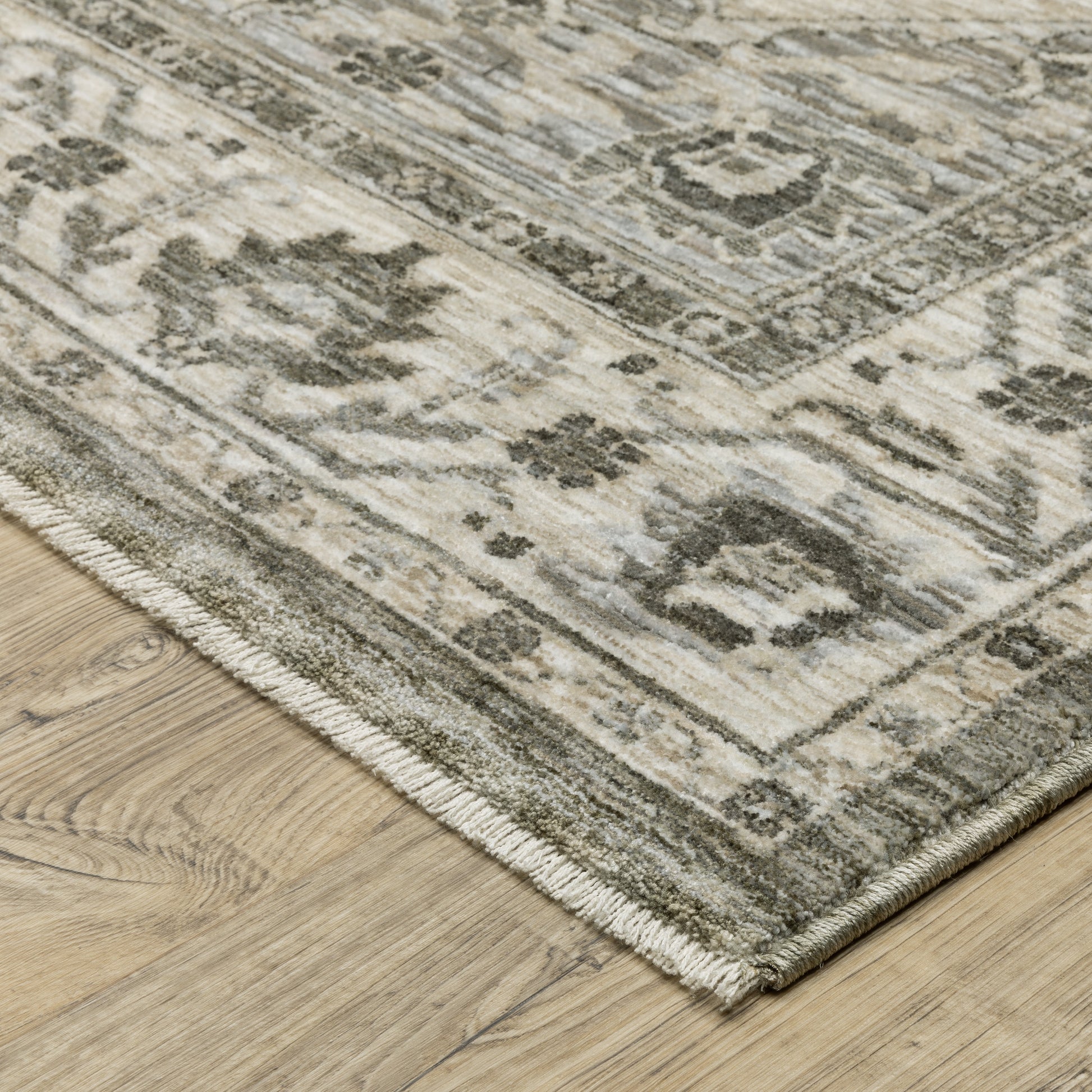 Oriental Weavers Chamberlain  Grey Beige Traditional