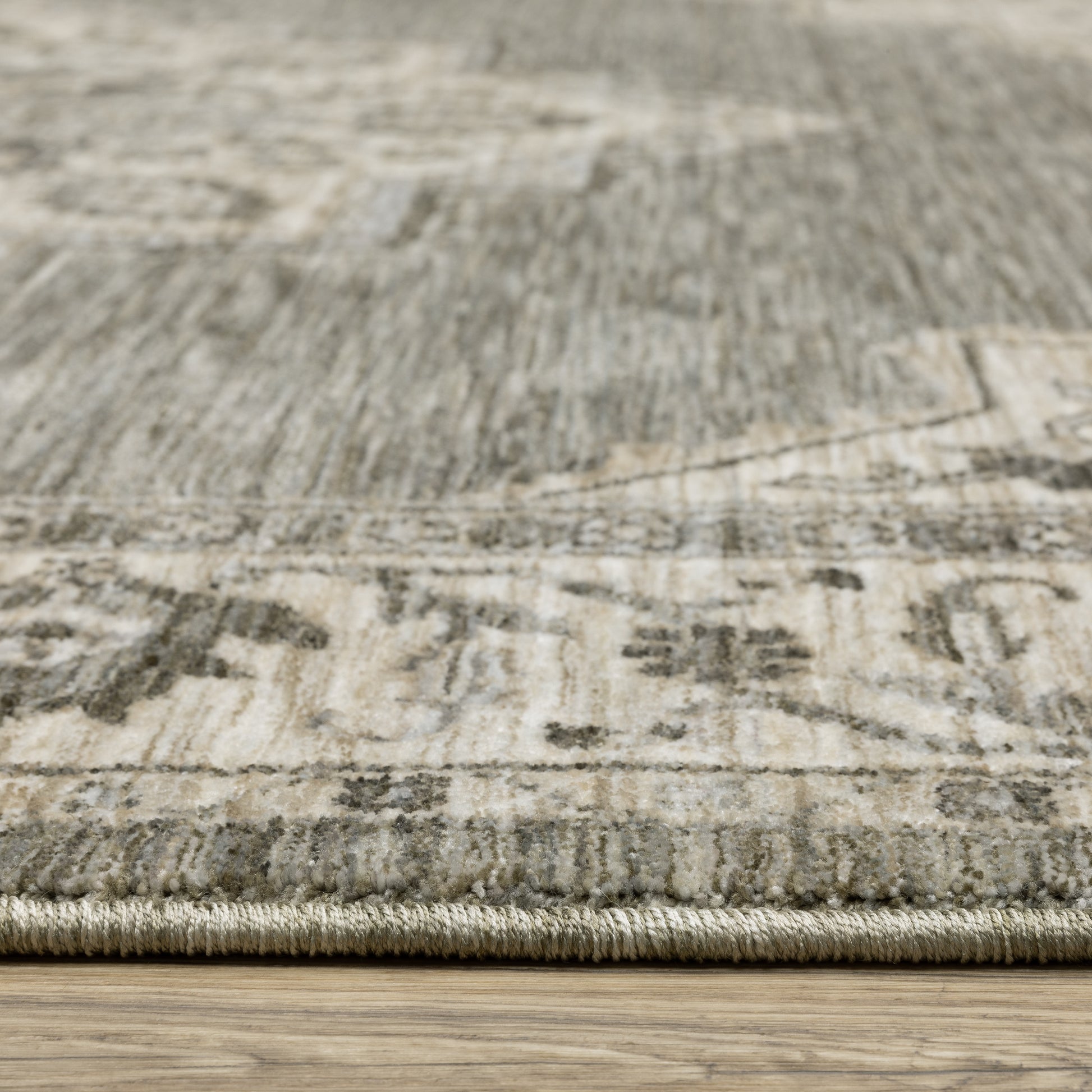 Oriental Weavers Chamberlain  Grey Beige Traditional
