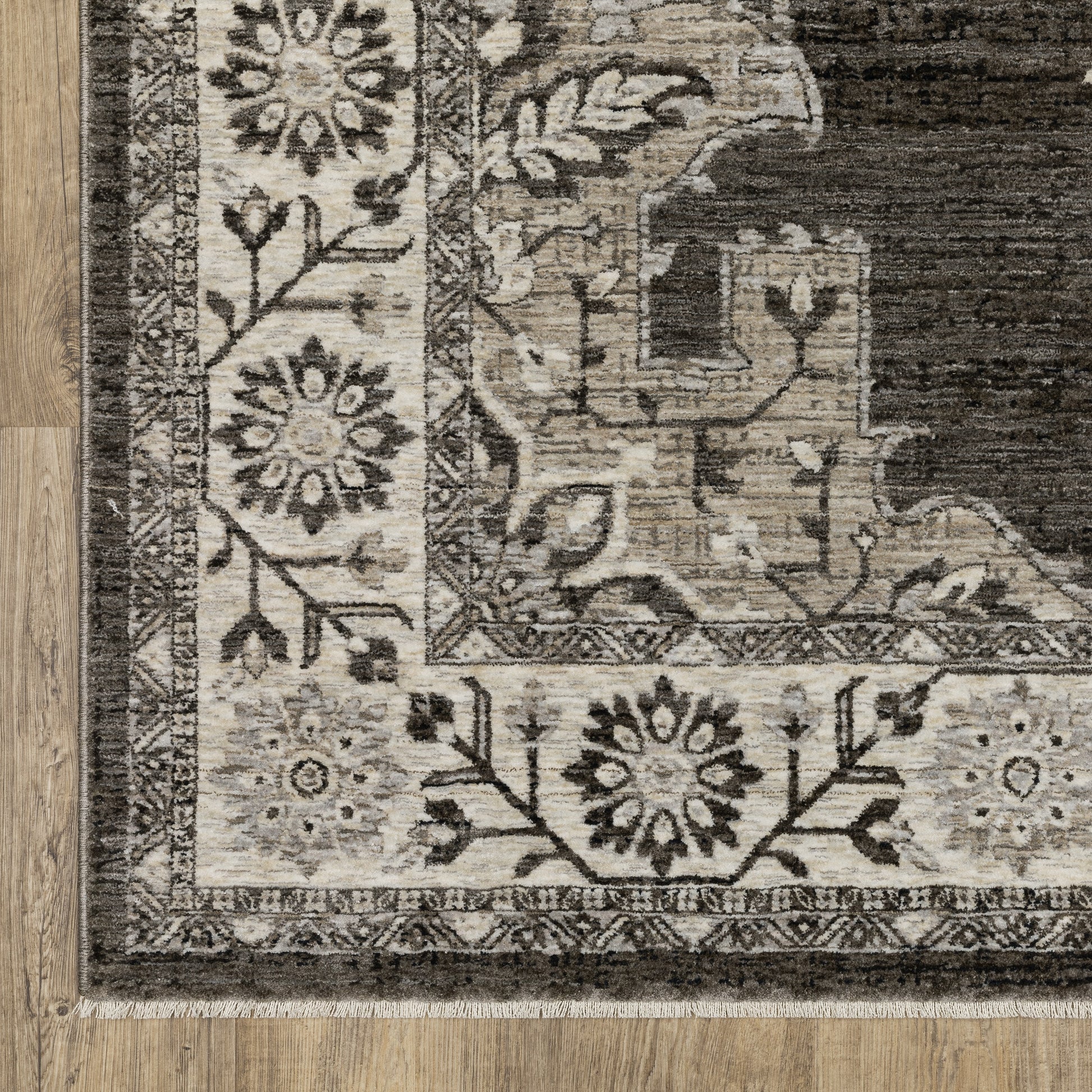 Oriental Weavers Chamberlain  Grey Beige Traditional