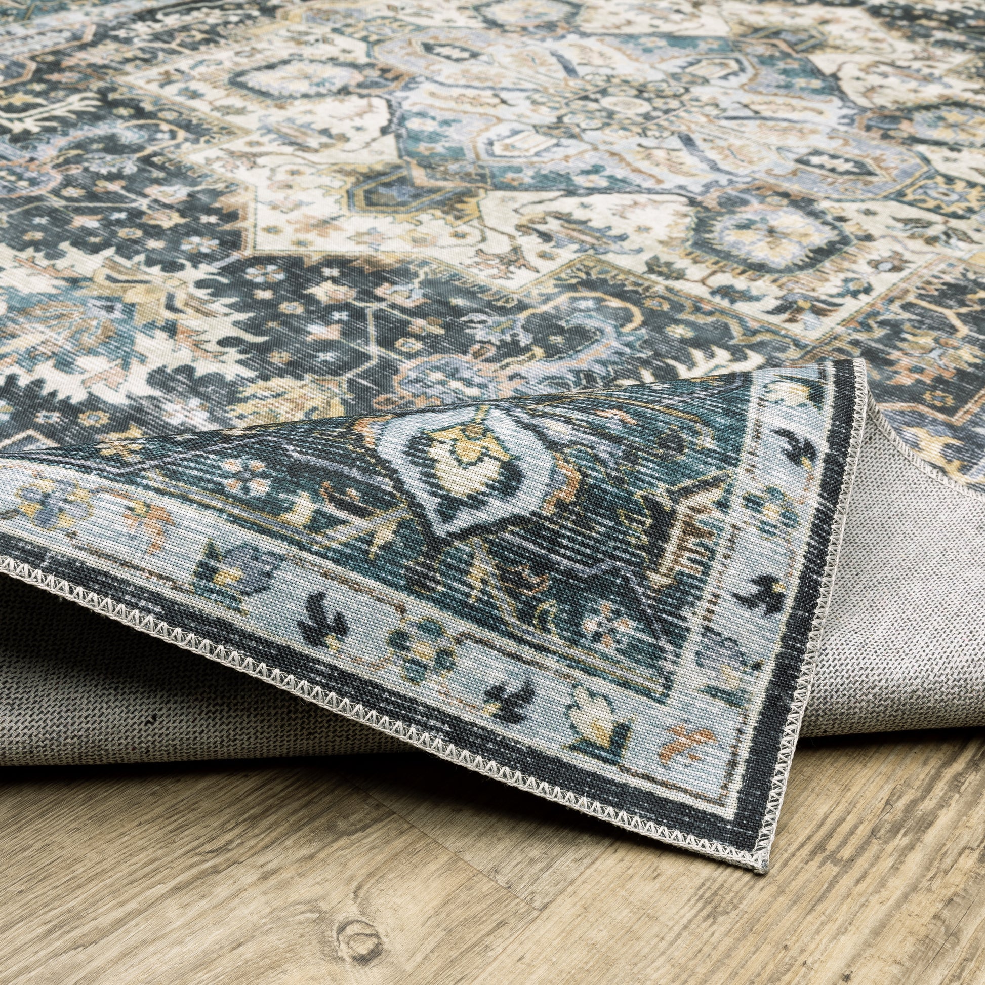 Oriental Weavers Charleston  Blue Ivory Traditional