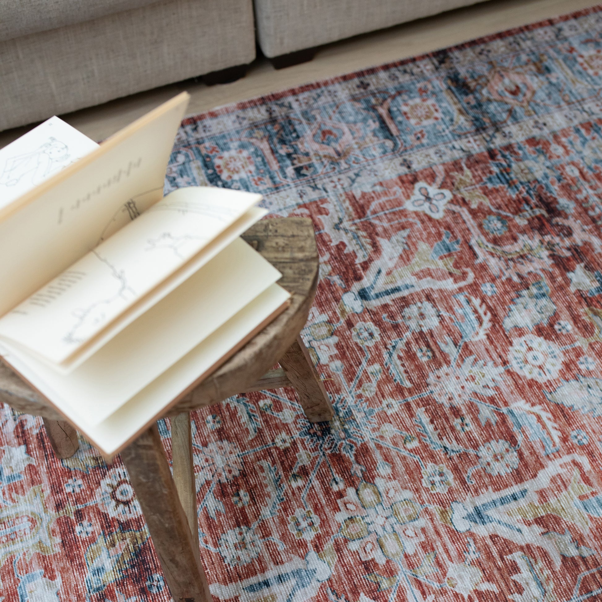 Oriental Weavers Charleston  Rust Blue Traditional