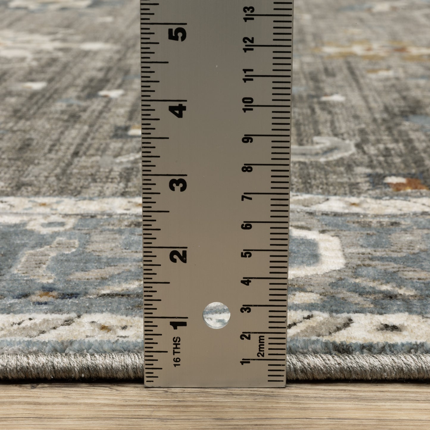 Oriental Weavers Ellington  Ivory Multi Traditional