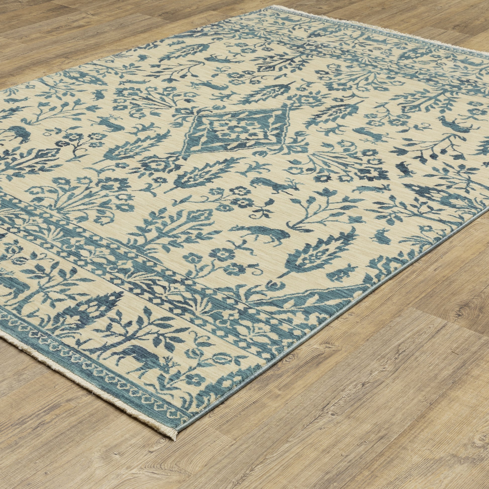 Oriental Weavers Francesca  Ivory Blue Traditional