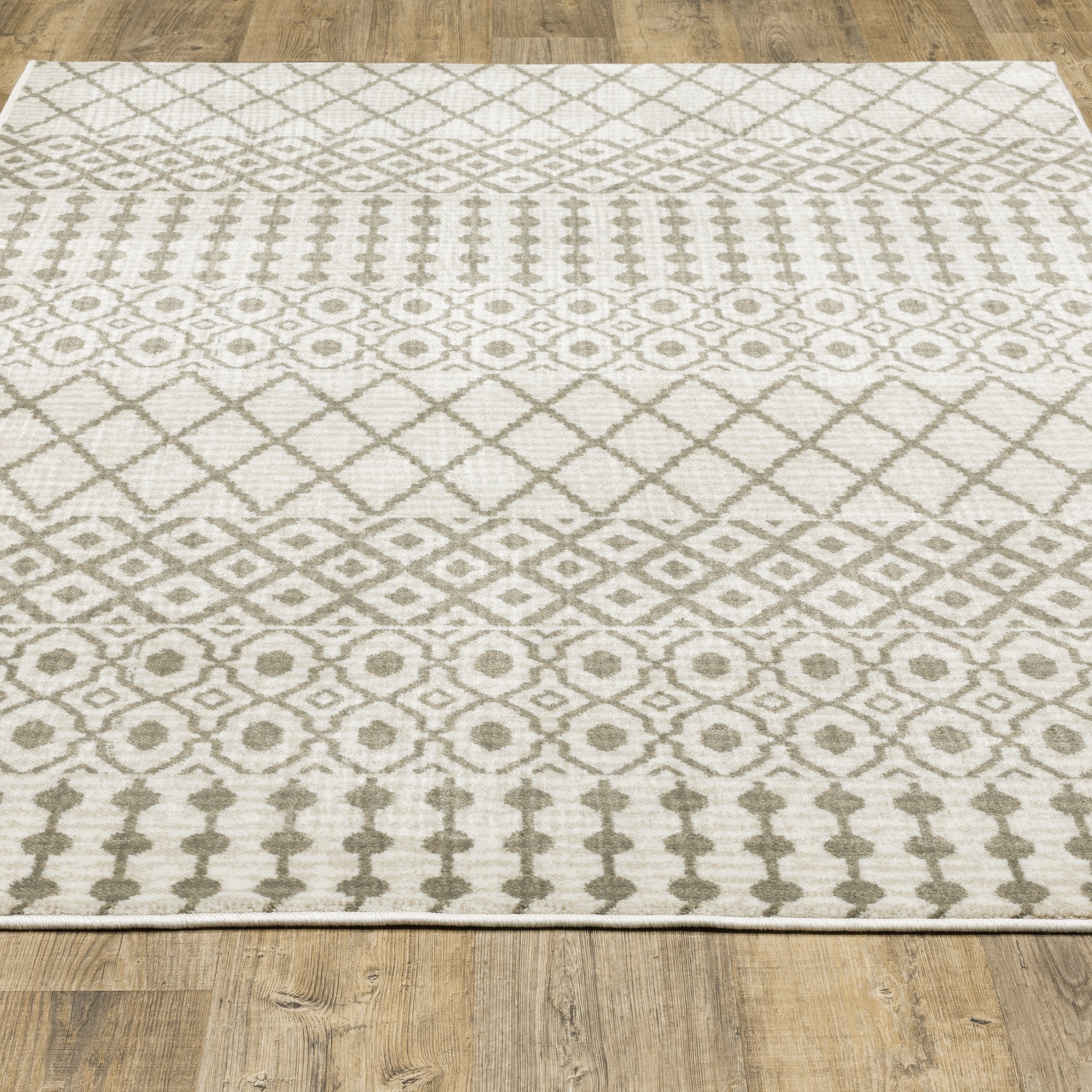 Oriental Weavers Georgia  Ivory Grey Scandinavian