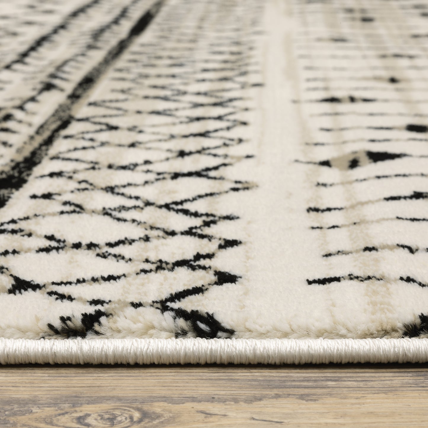 Oriental Weavers Georgia  Ivory Black Bohemian