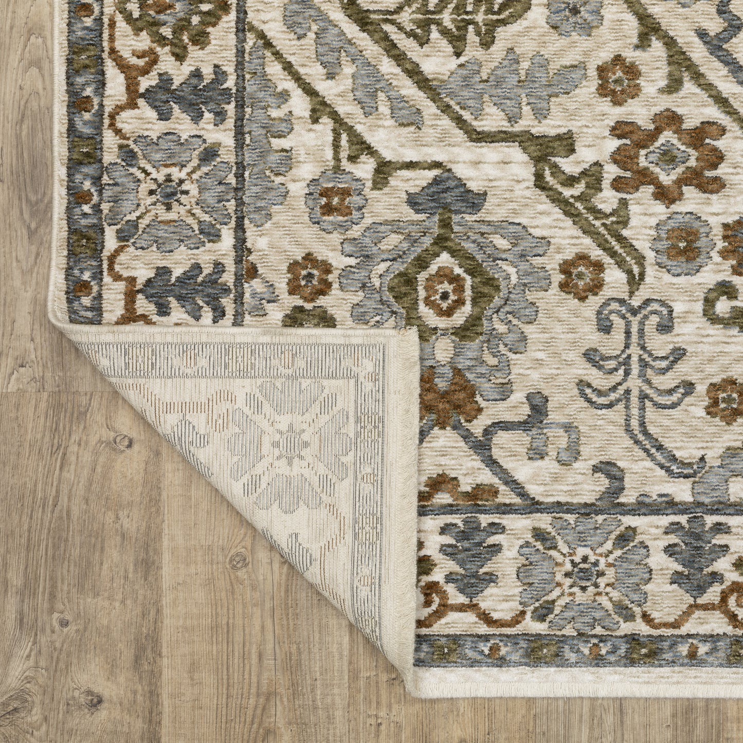 Oriental Weavers Hastings  Ivory Rust Traditional