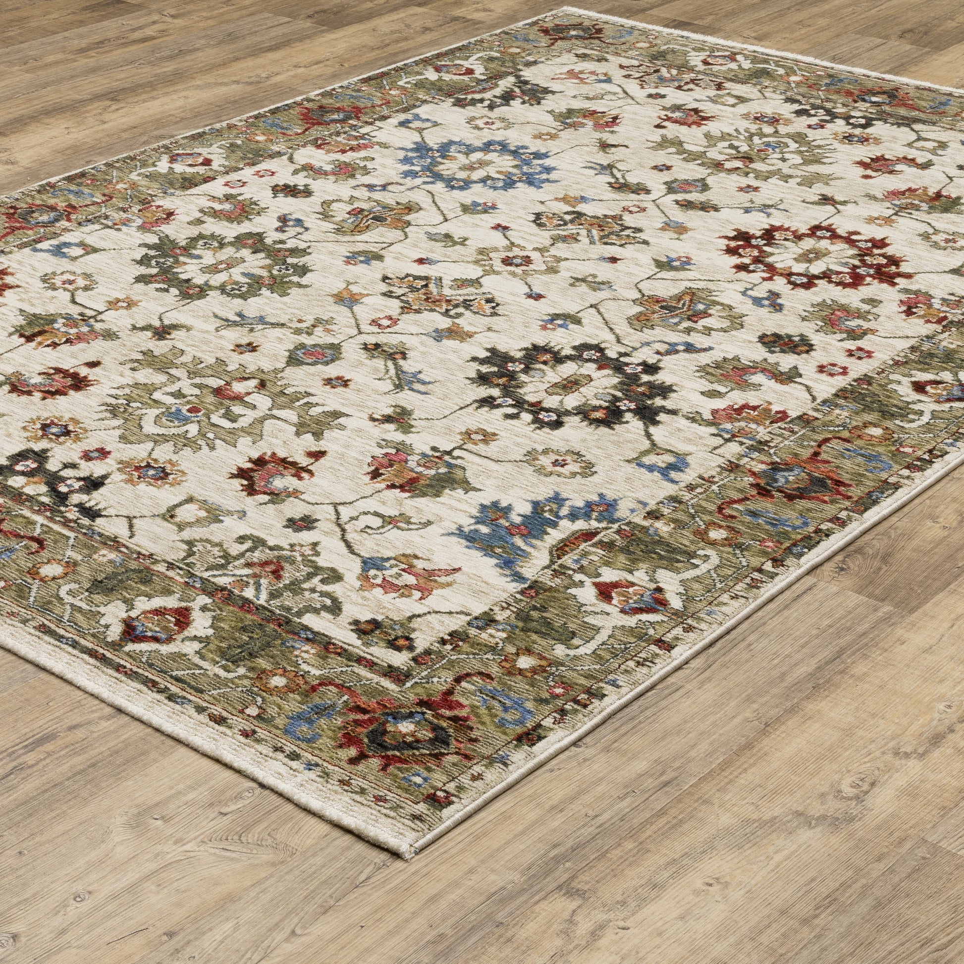 Oriental Weavers Hastings  Ivory Green Traditional
