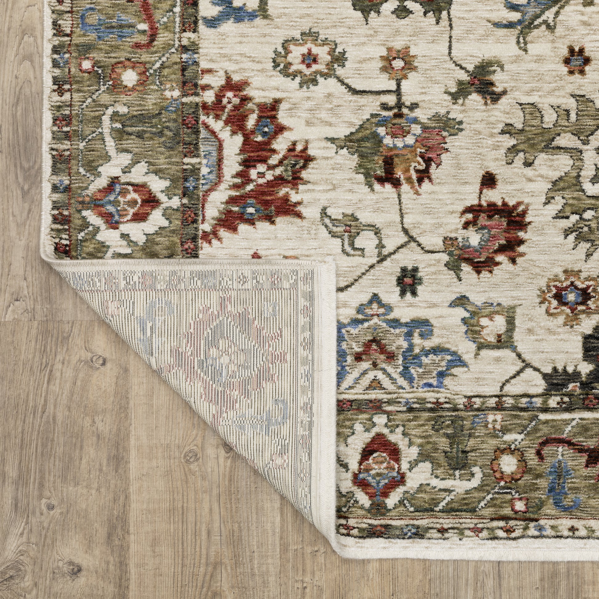 Oriental Weavers Hastings  Ivory Green Traditional