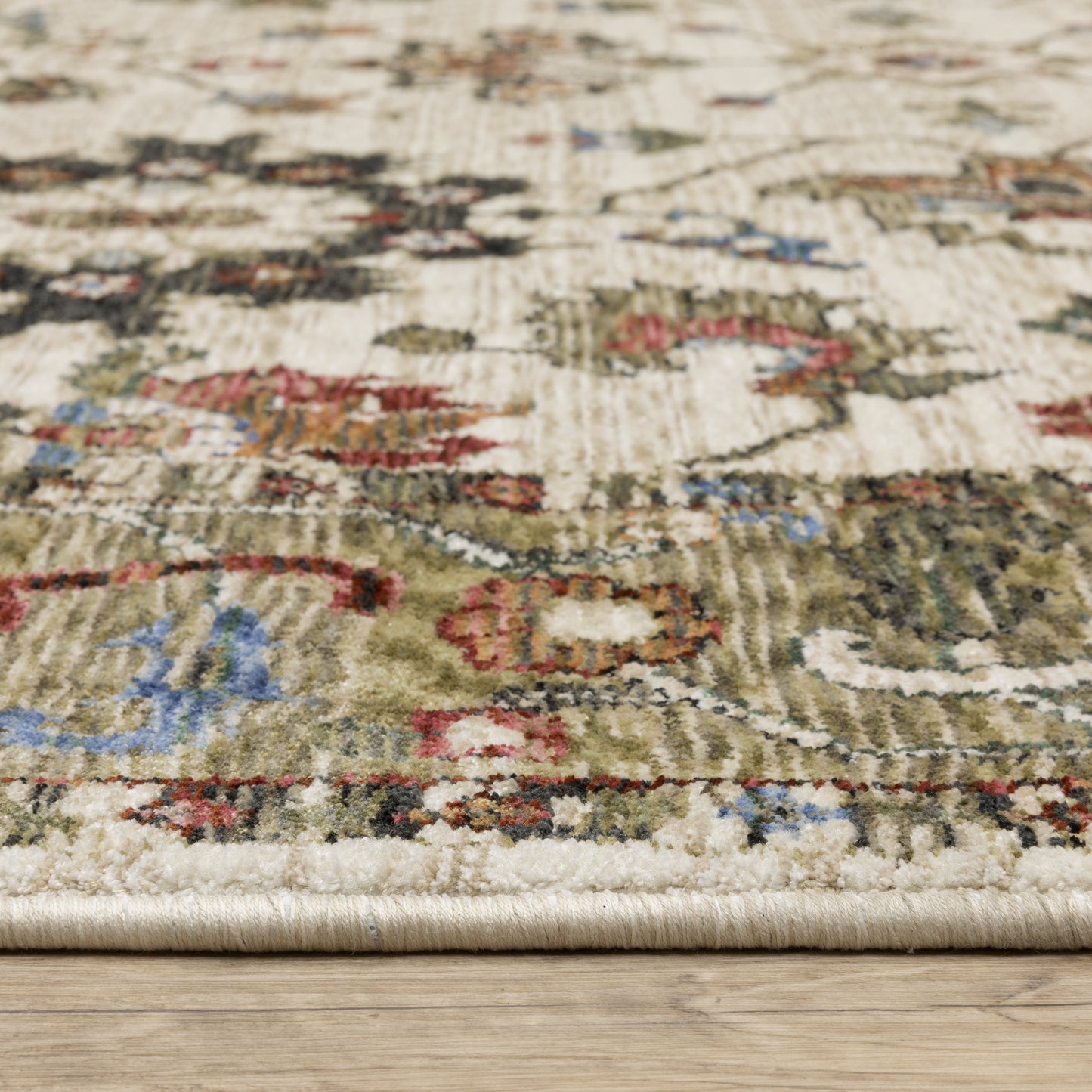 Oriental Weavers Hastings  Ivory Green Traditional