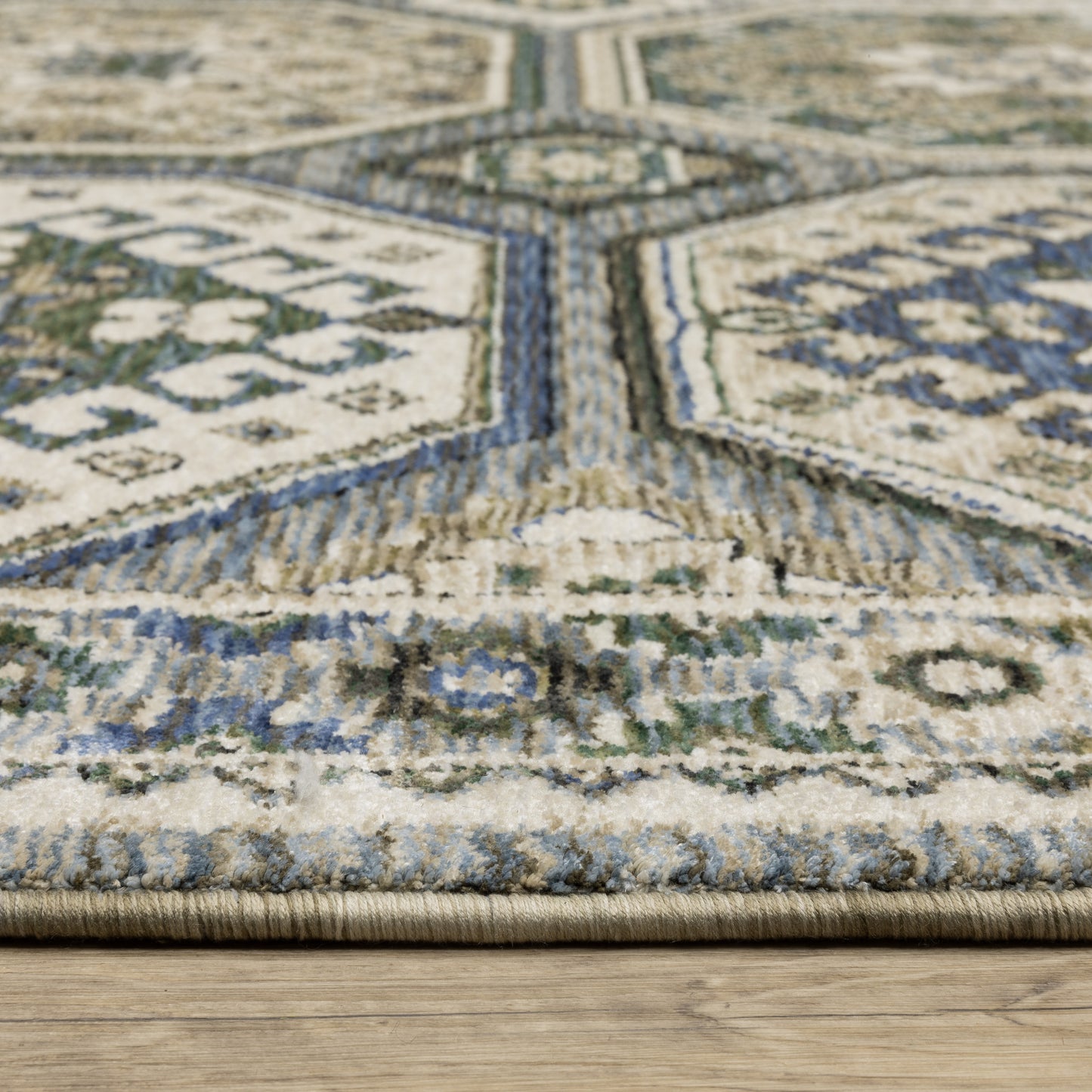 Oriental Weavers Hastings  Ivory Blue Global