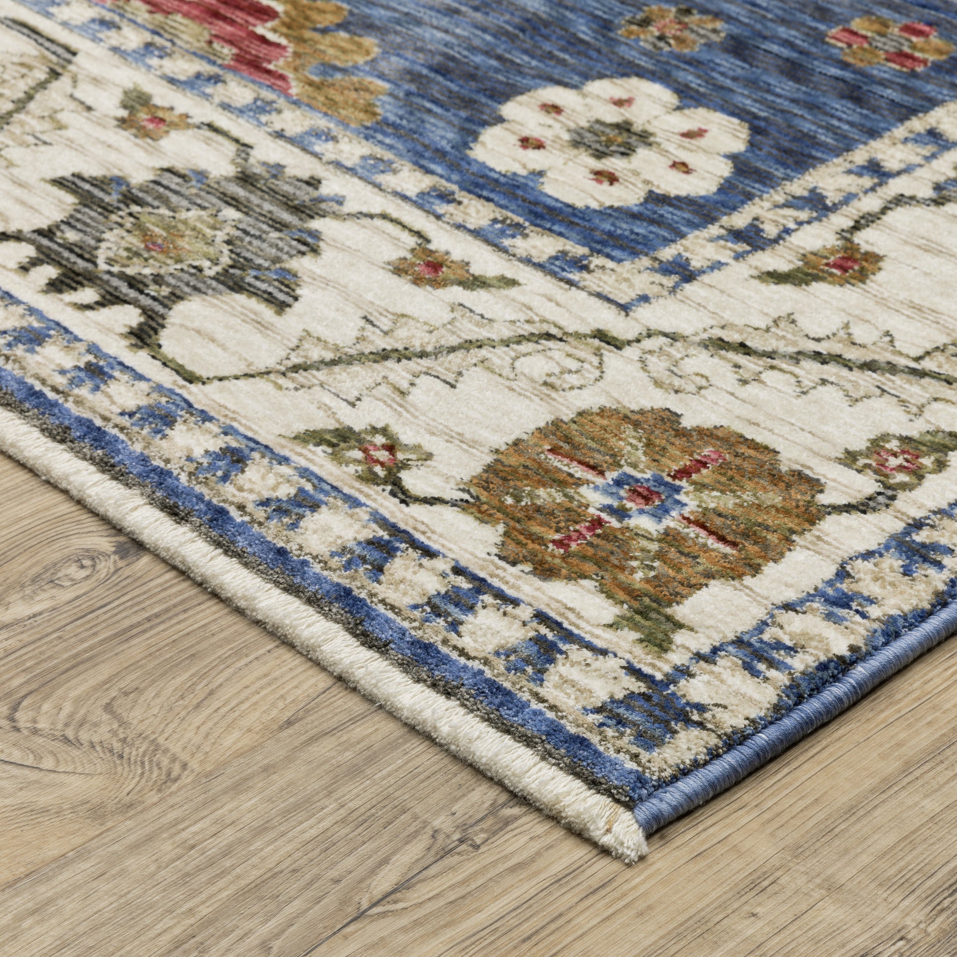 Oriental Weavers Hastings  Blue Ivory Traditional
