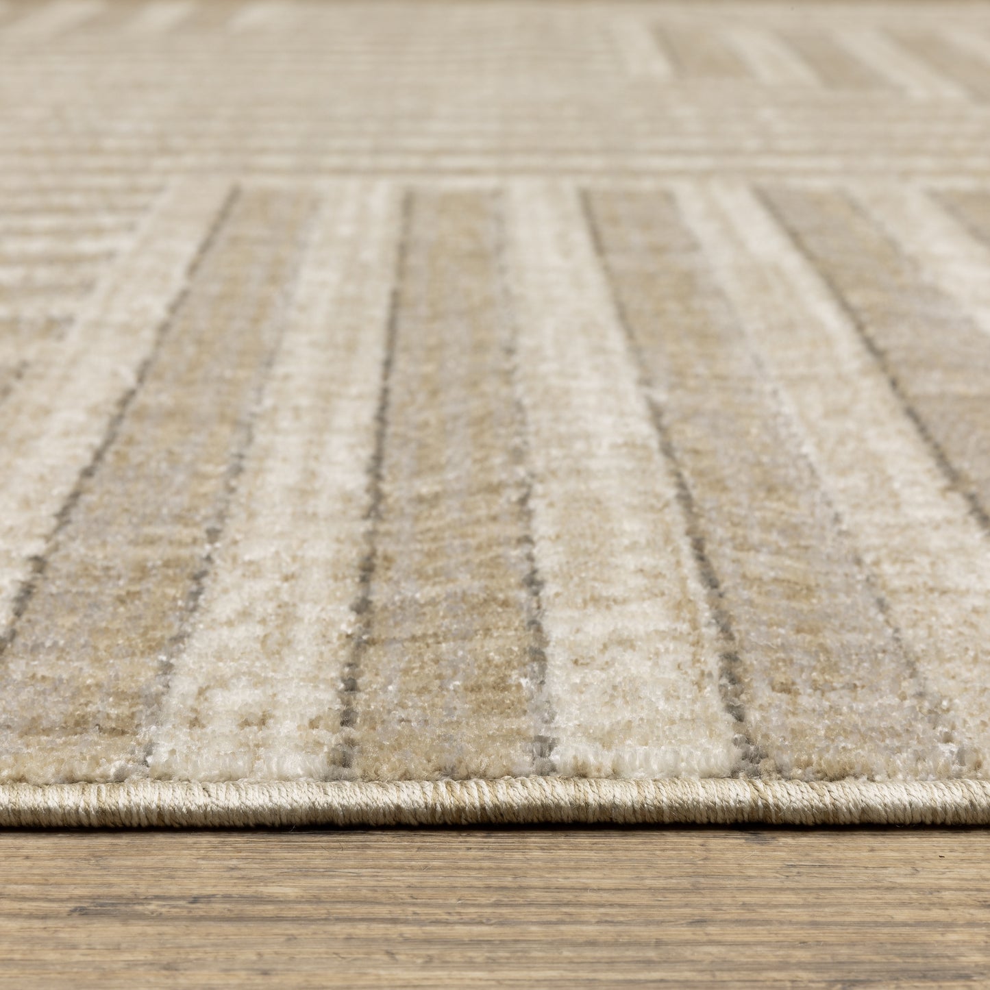 Oriental Weavers Hunter  Beige Ivory Modern